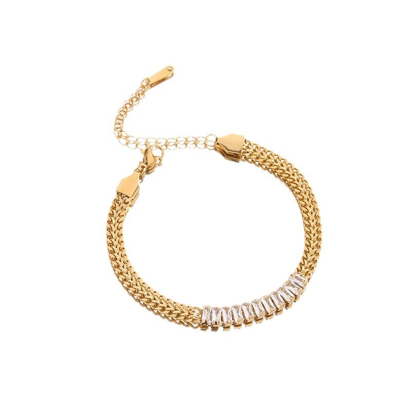 Minimalist Gold-tone Chain Bracelet with Clear Crystal Embellishments JLTB0677
