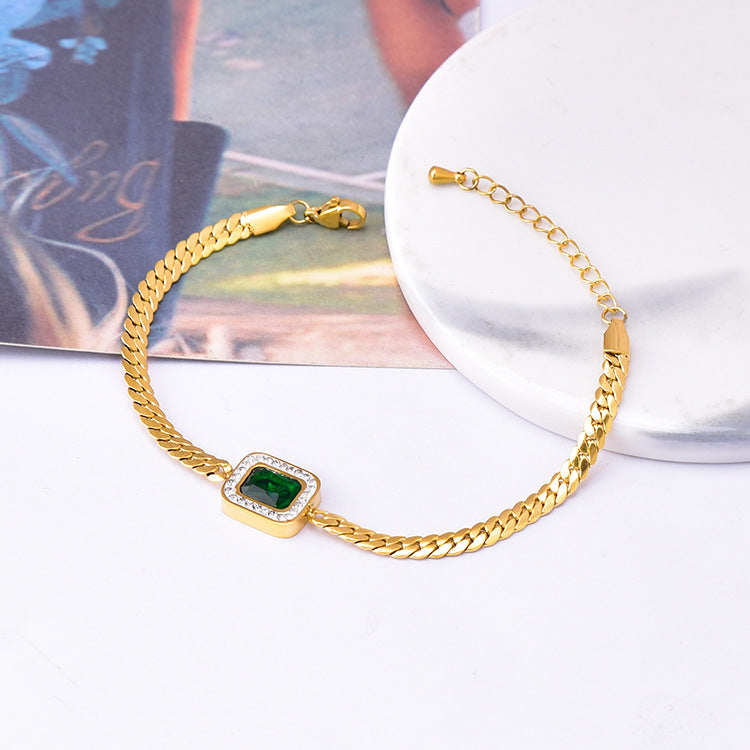 Elegant Chain Bracelet with Black Gem and Crystal Frame JLTB0680