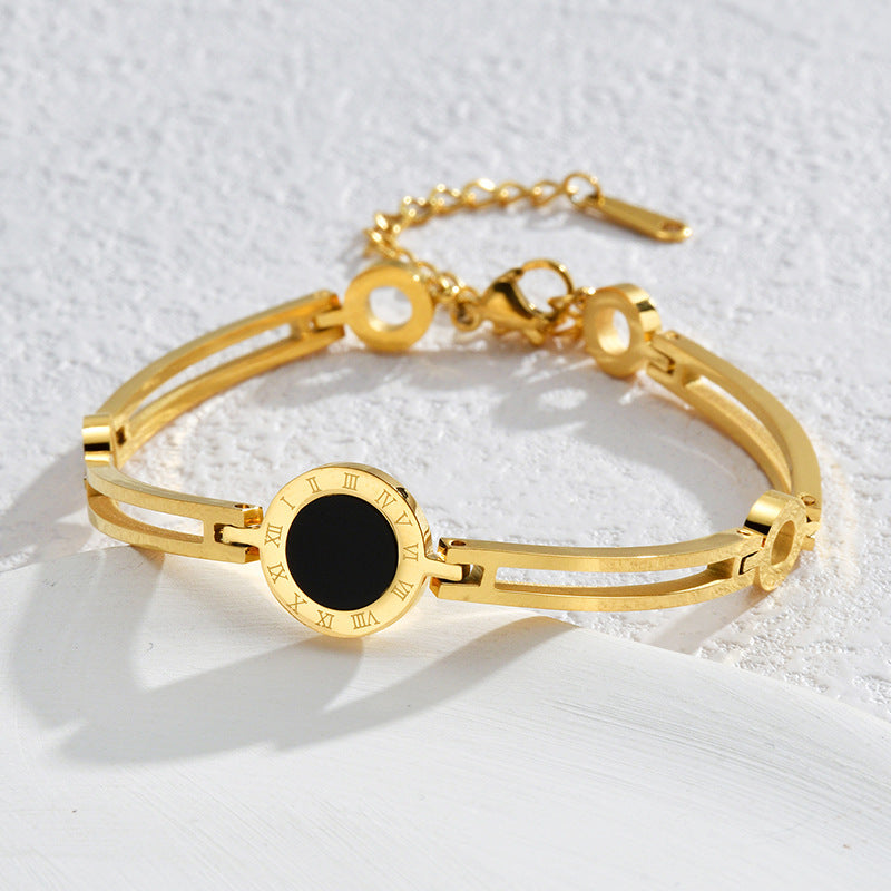 Stylish Gold Bracelet with Black Center and Sleek Design JLTB0701