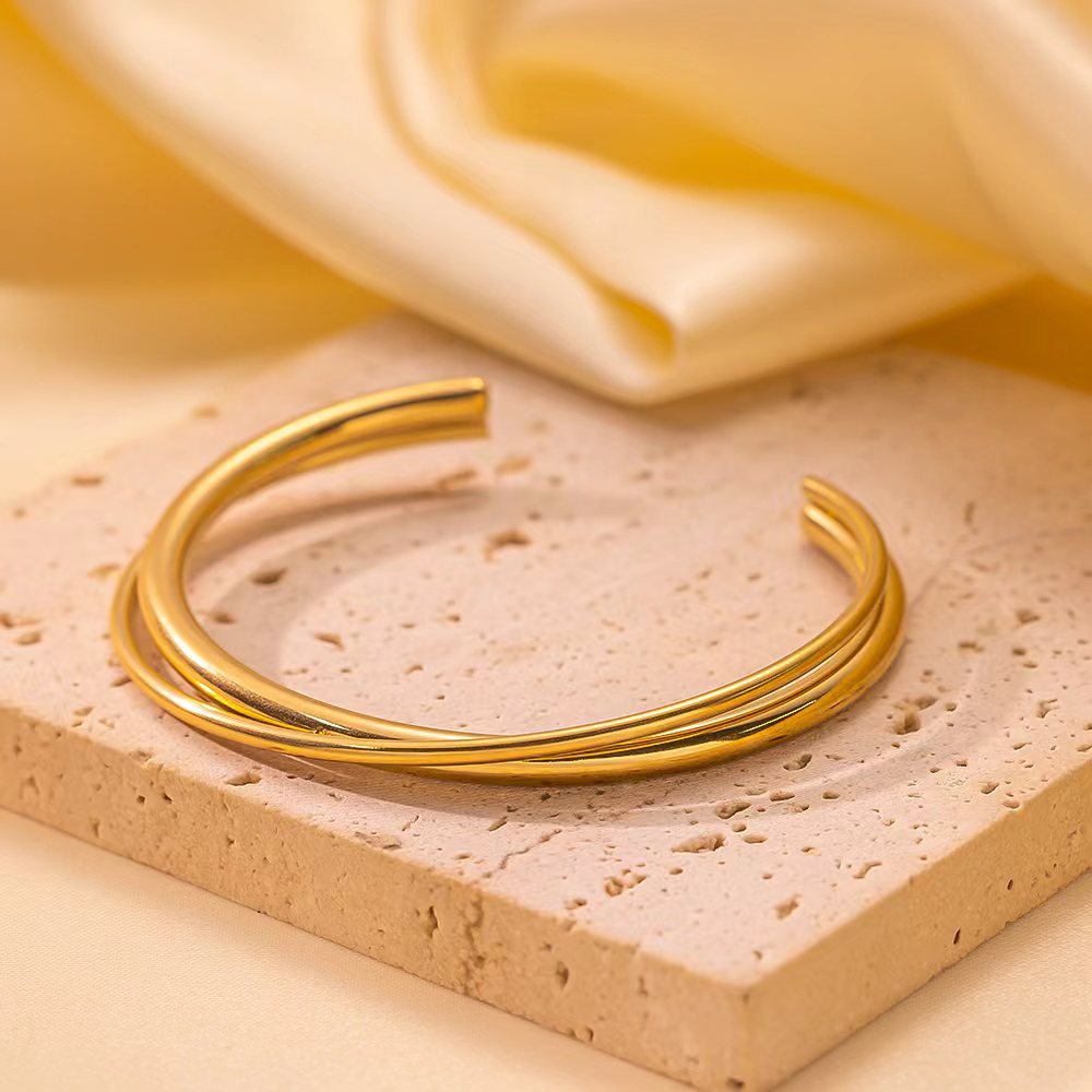 Gold finish double layer crossing open bracelets JLTB0743