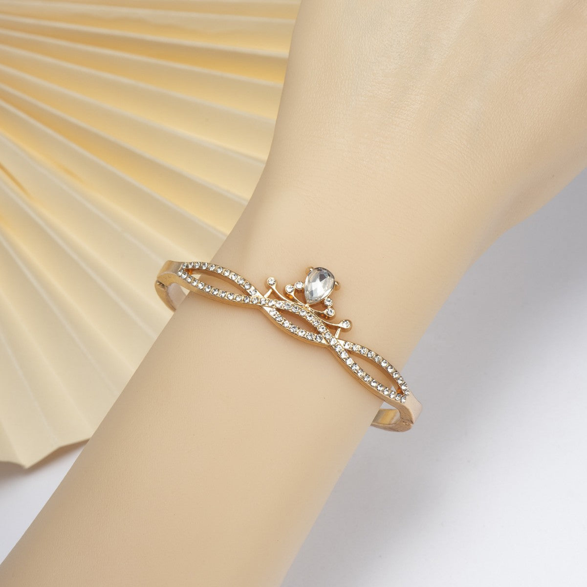 Queen’s Grace Tiara Inspired Bracelet JLTB0784