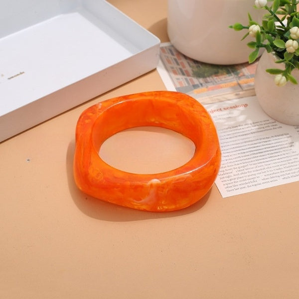 "Vibrant Orange Resin Statement Bangle" Round Bracelet JLTB0827