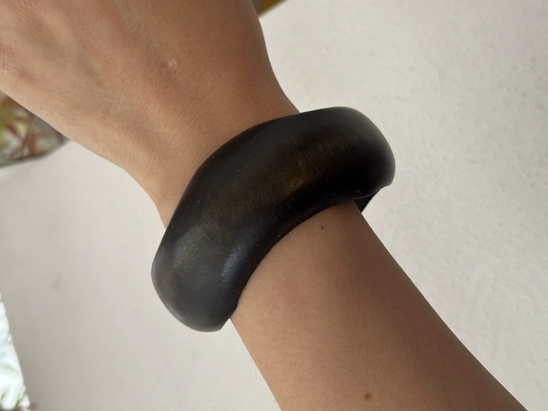 Just Lil Things Bold Matte Black Chunky Resin Bangle Bracelet JLTB0882