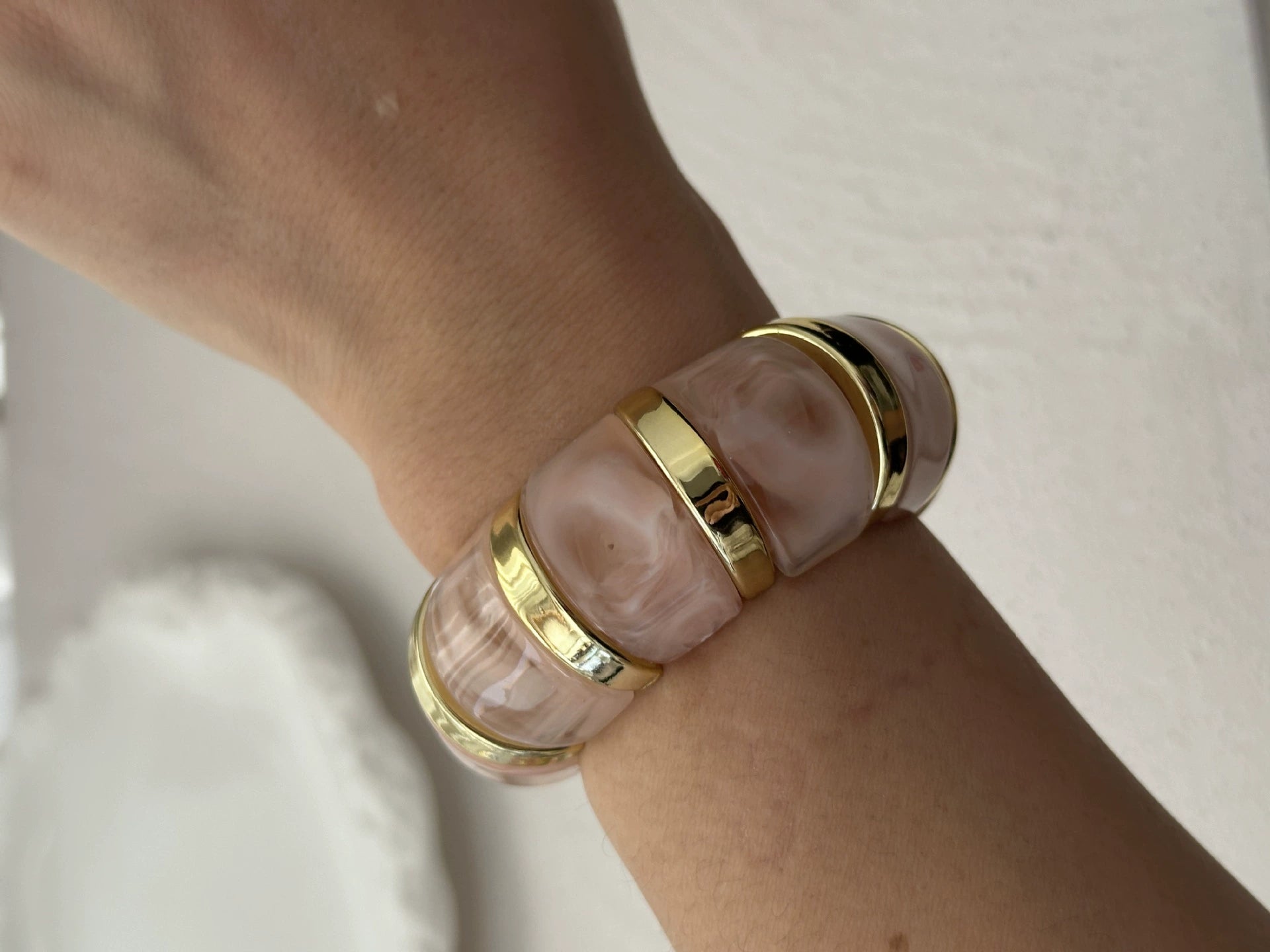 Just Lil Things Pink Marbled Segment Bangle – Gold Accent Design JLTB0902