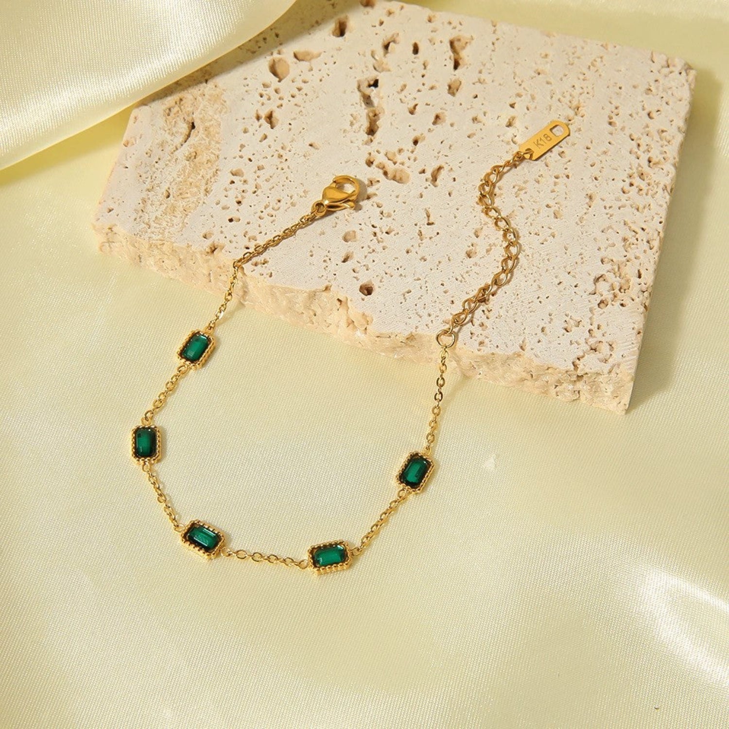 Just Lil Things Emerald Charm Bracelet with Gold Chain Links JLTB0955