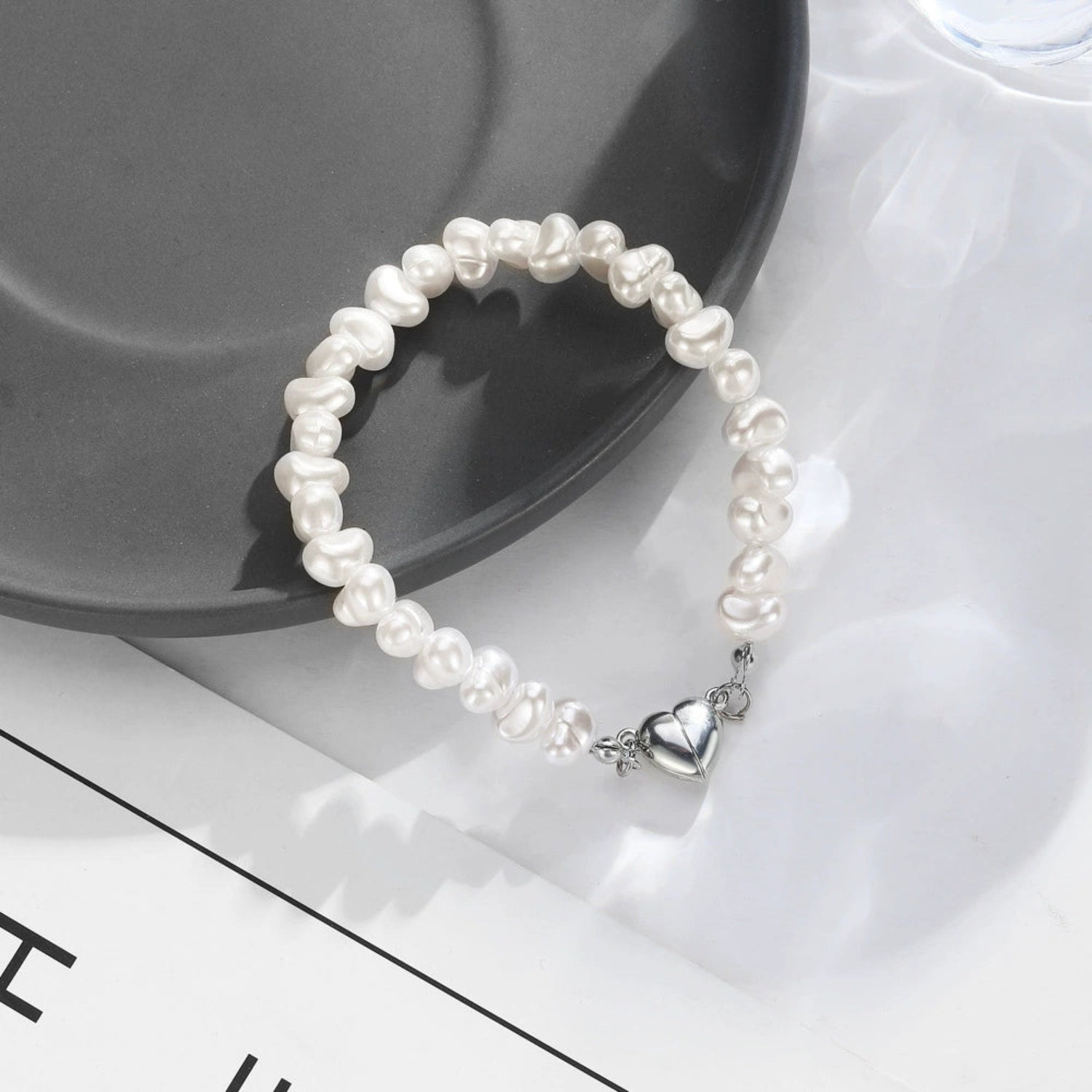 Baroque Pearl Magnetic Heart Bracelet JLTB1005