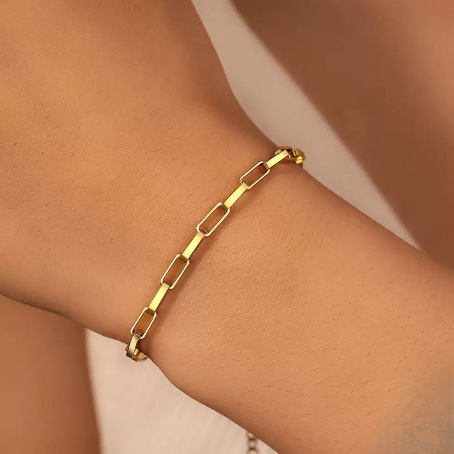 Gold Rectangle Paperclip Link Bracelet JLTB1010
