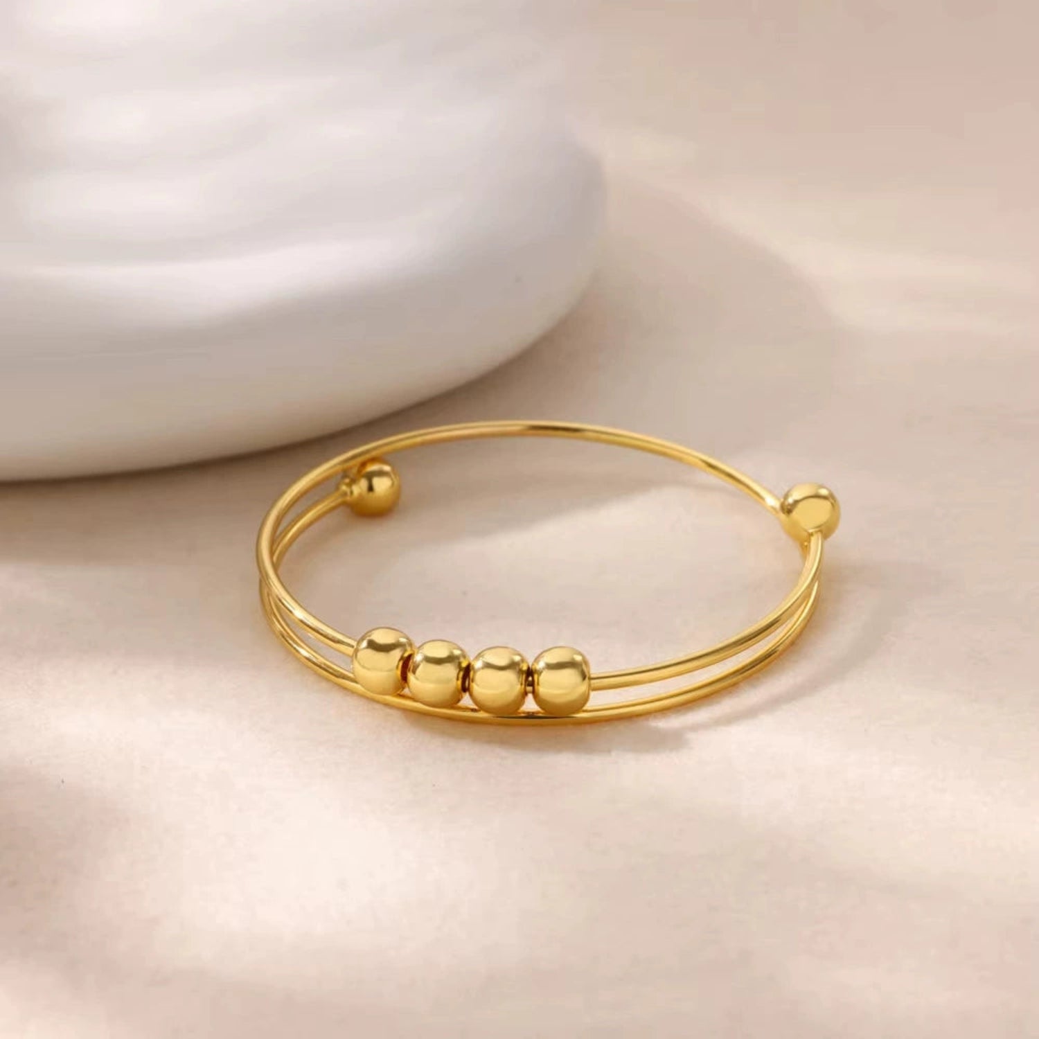 Minimalist Gold Bead Coil Bracelet JLTB1025