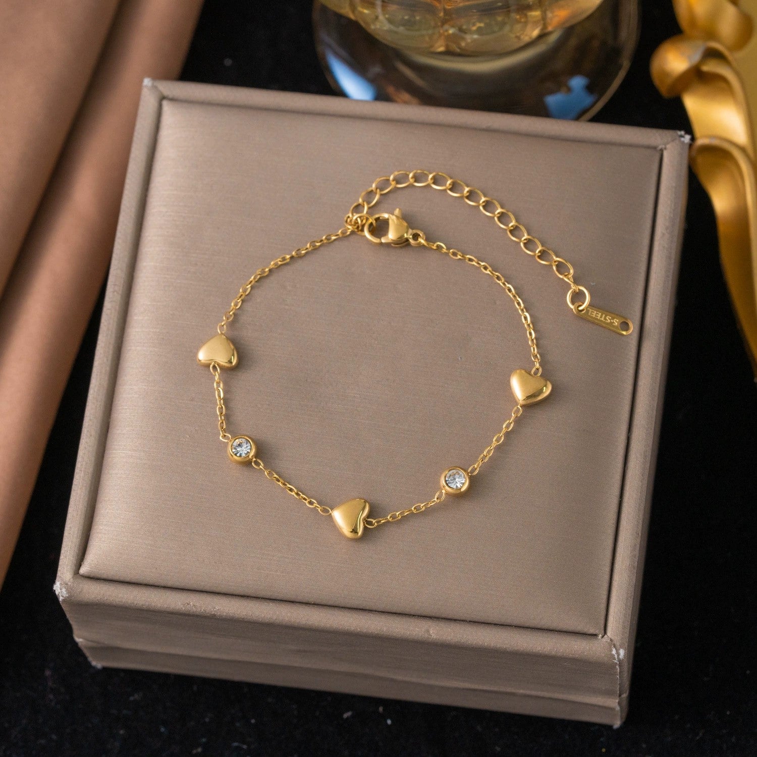 Gold Dainty Heart Crystal Bracelet JLTB1041
