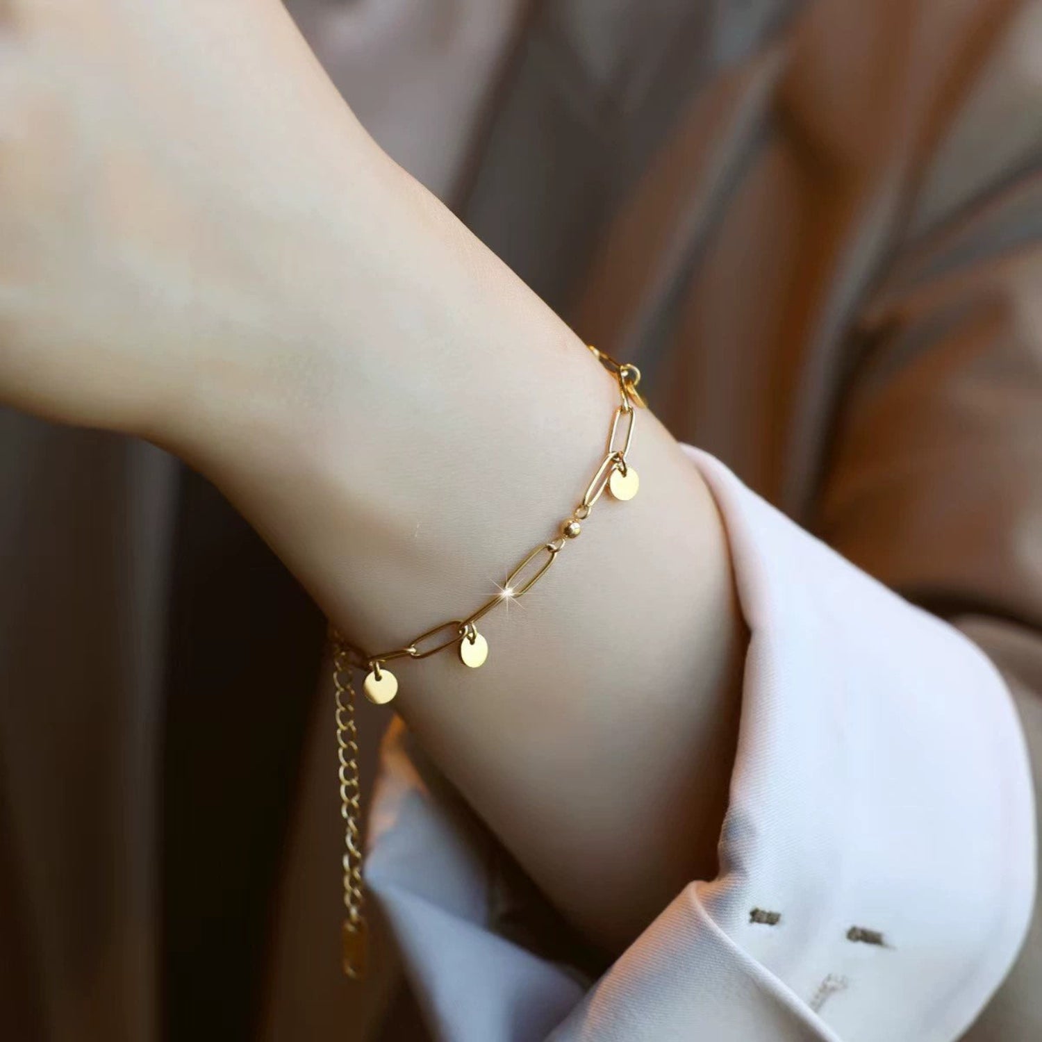 Gold Disc Charm Link Bracelet JLTB1060