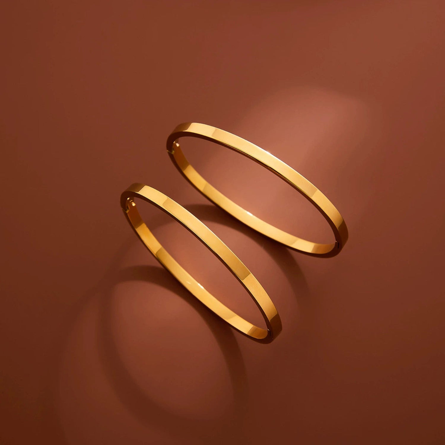 Minimalist Gold Flat Surface Bangle JLTB1068
