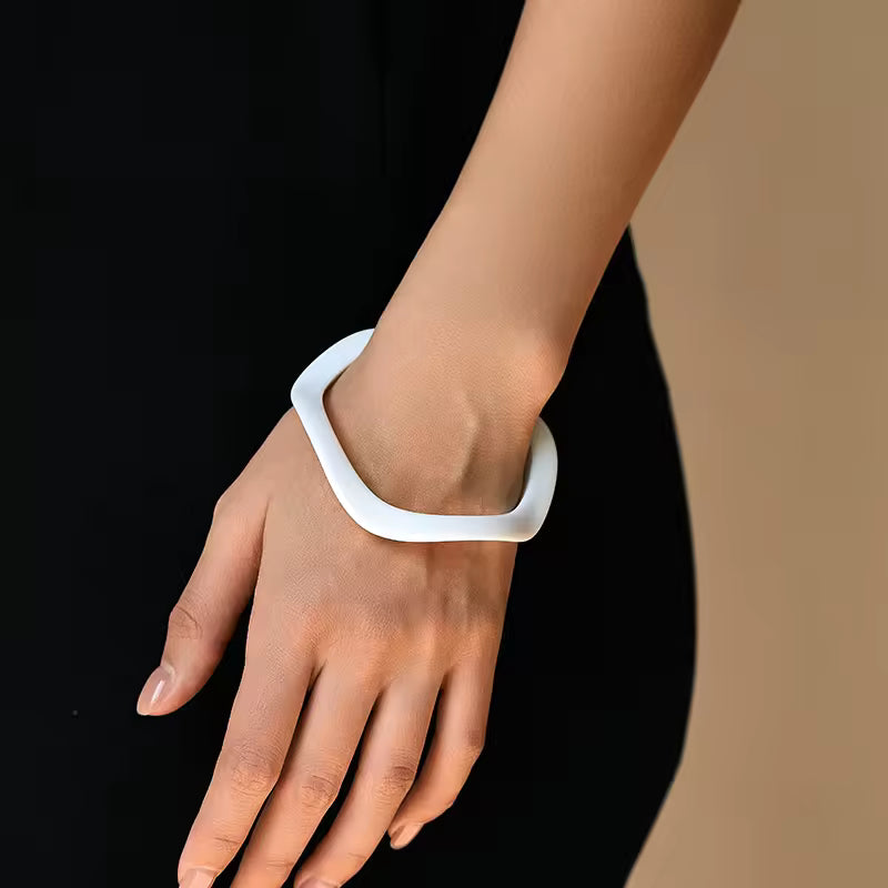 White Wavy Bracelet JLTB1115
