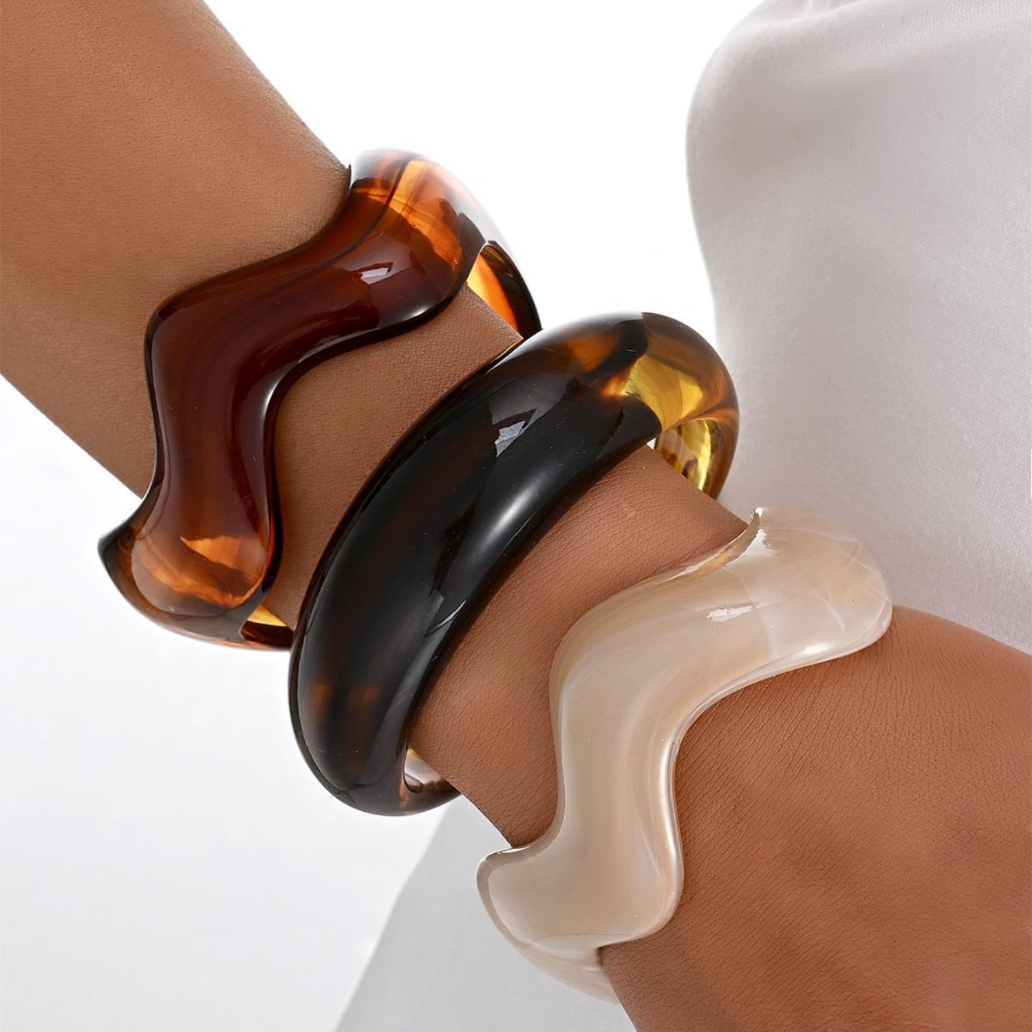 Artistic Amber & Ivory Wave Bracelet Set JLTB1135