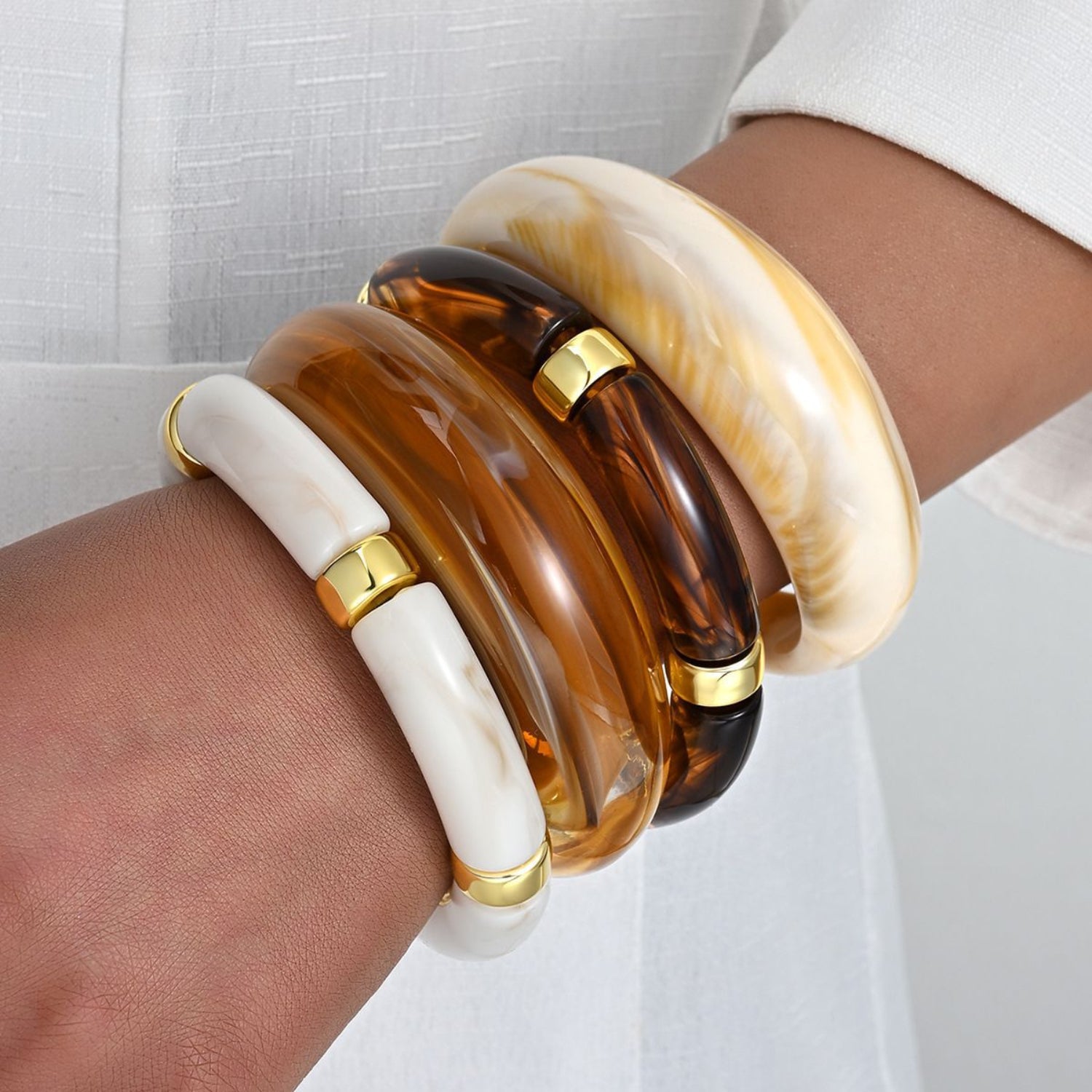 Chic Amber Resin Statement Bracelet Set JLTB1137