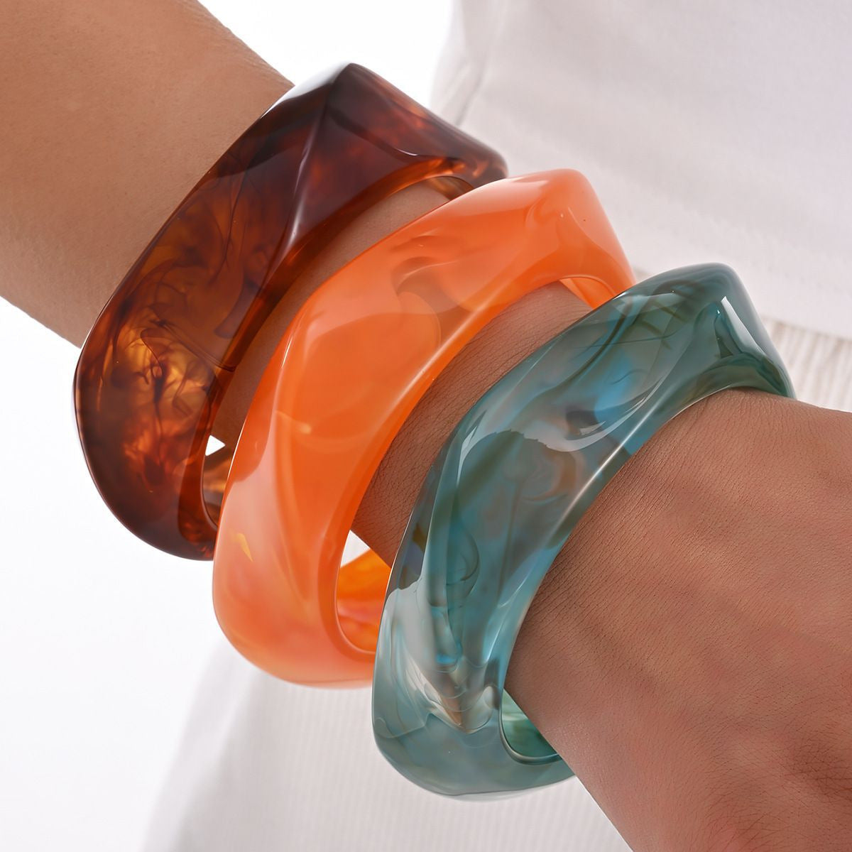 Colorful Resin Fashion Bangles JLTB1155