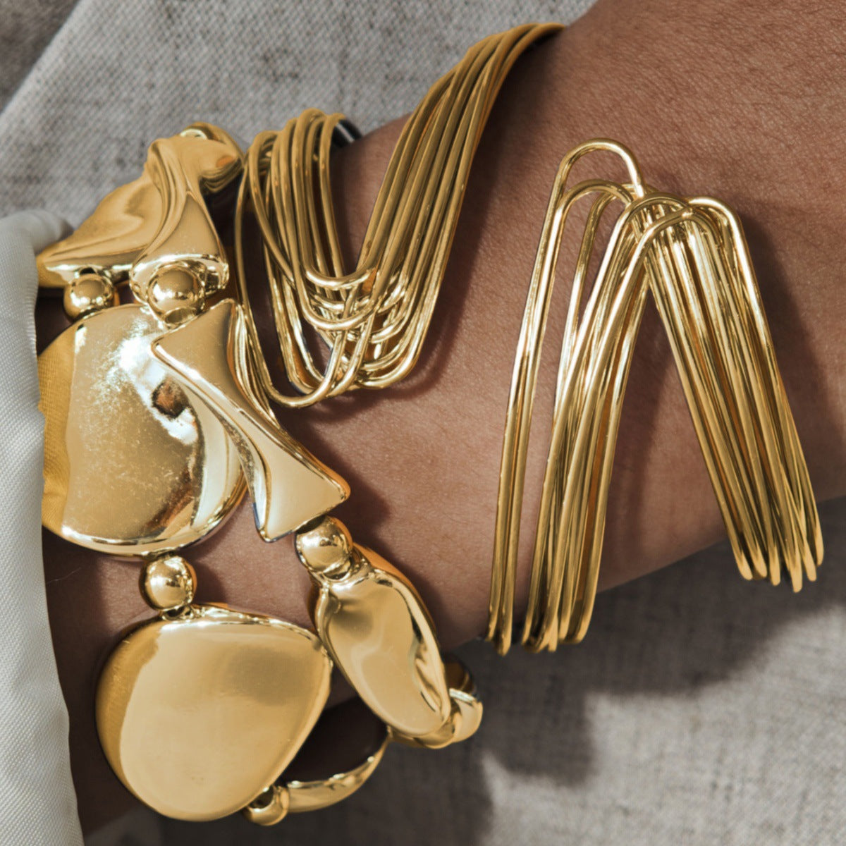 Chunky Gold Fashion Bracelet Stack JLTB1158