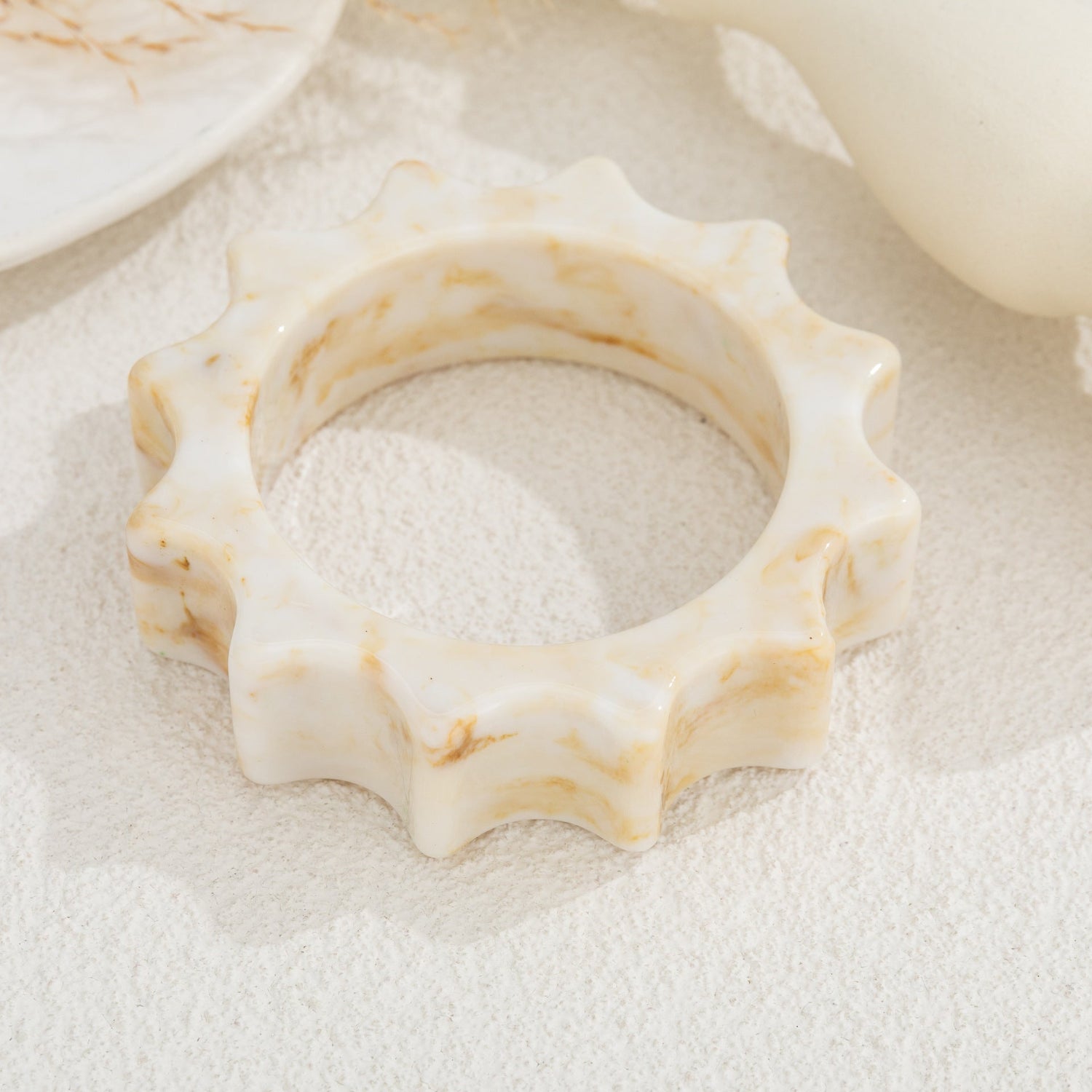 Cream Starburst Modern Resin Bangle JLTB1168