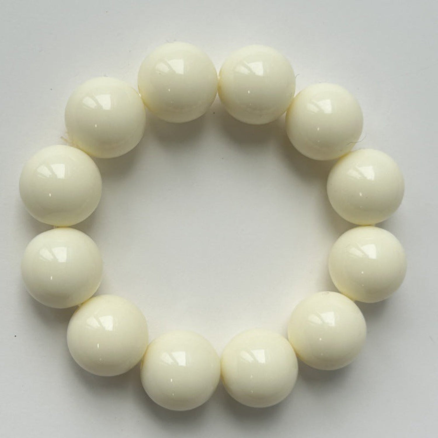 White Chunky Spherical Beaded Bracelet JLTB1182