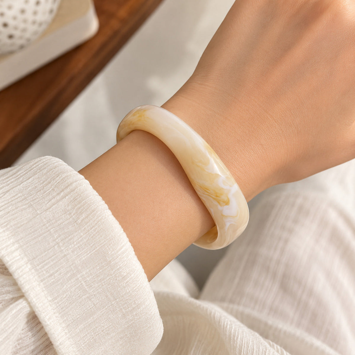 Ivory Marble Chunky Bangle JLTB1266