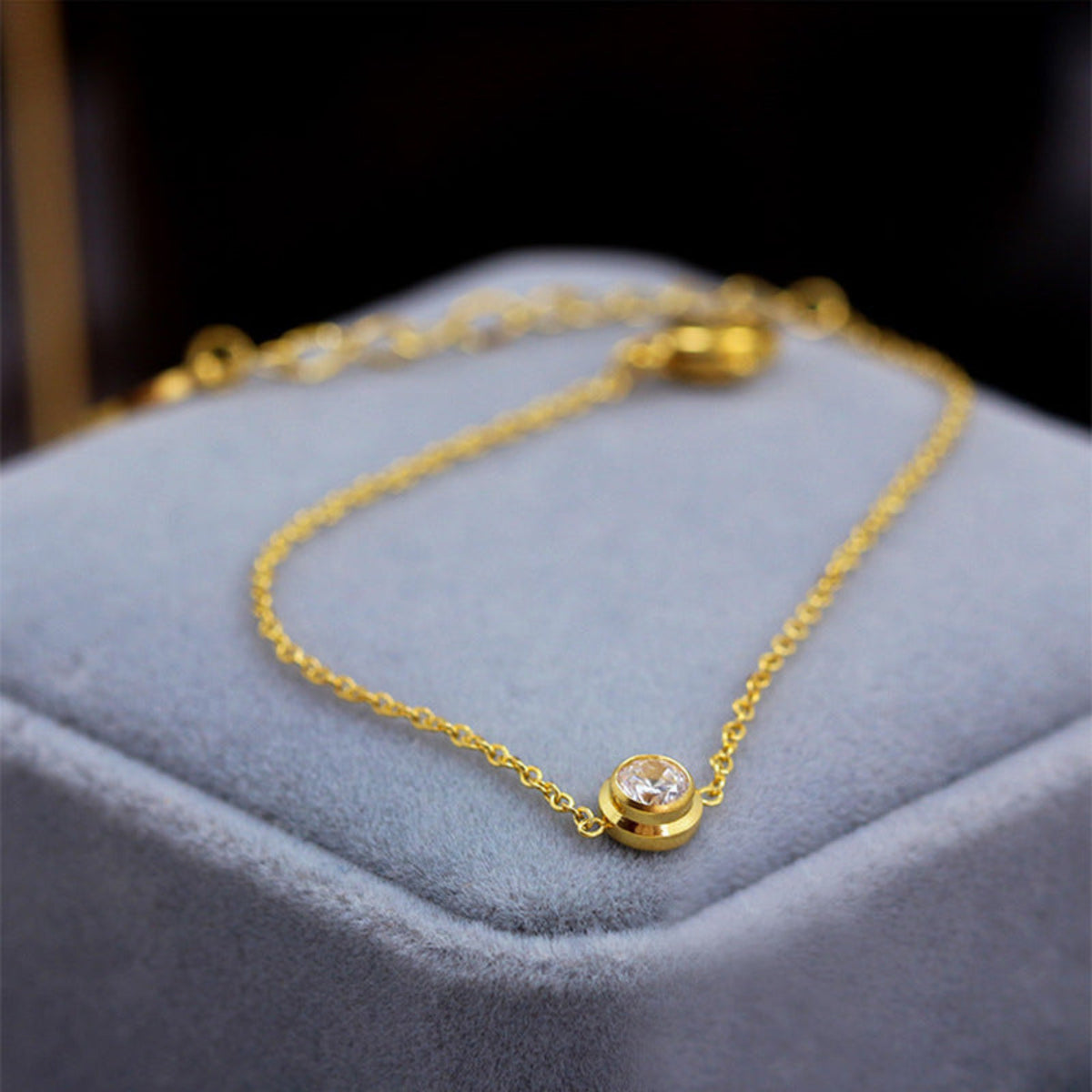 Gold Solitaire Crystal Link Bracelet JLTB1281