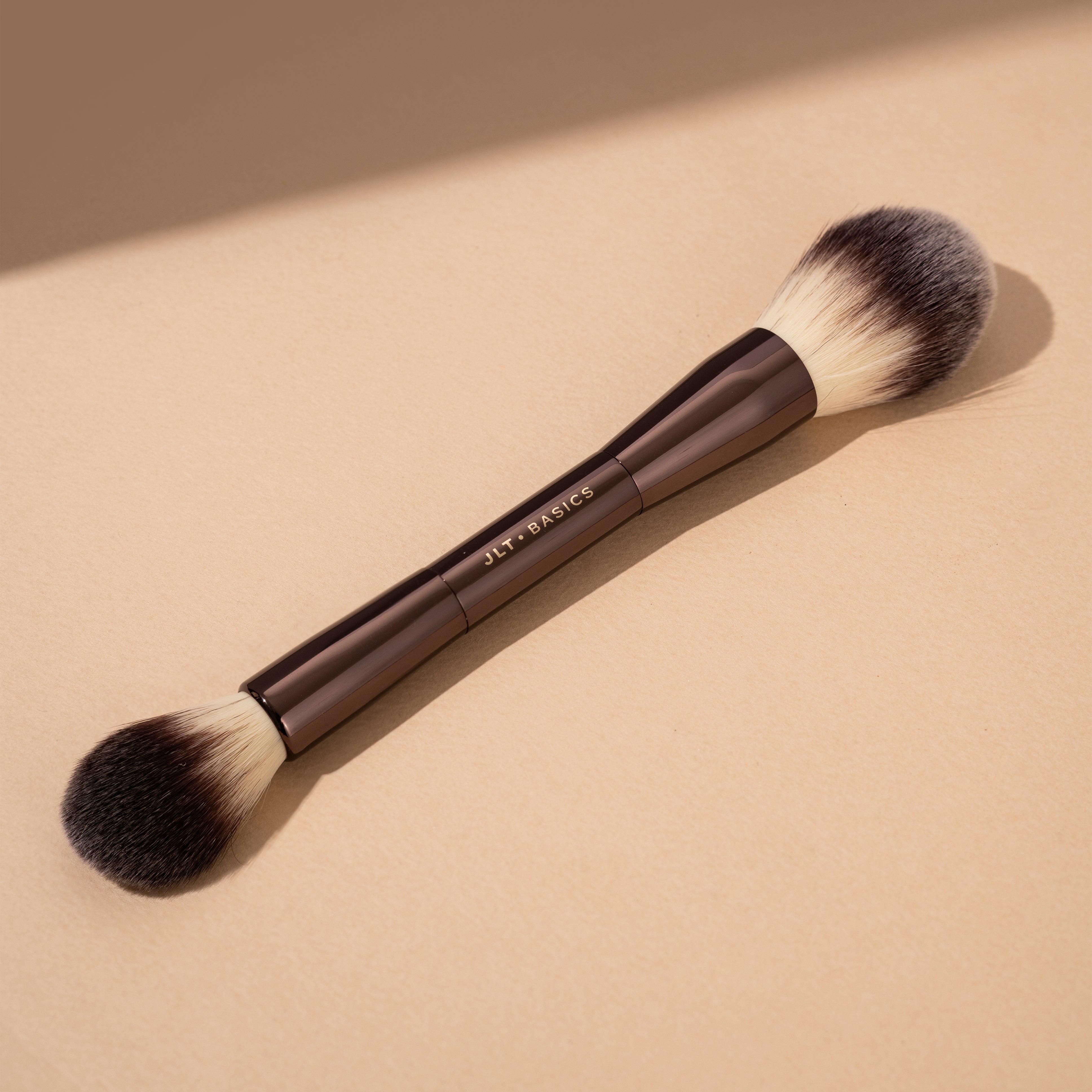 Just Lil Things  Powder_Brush JLTBASICS 0001