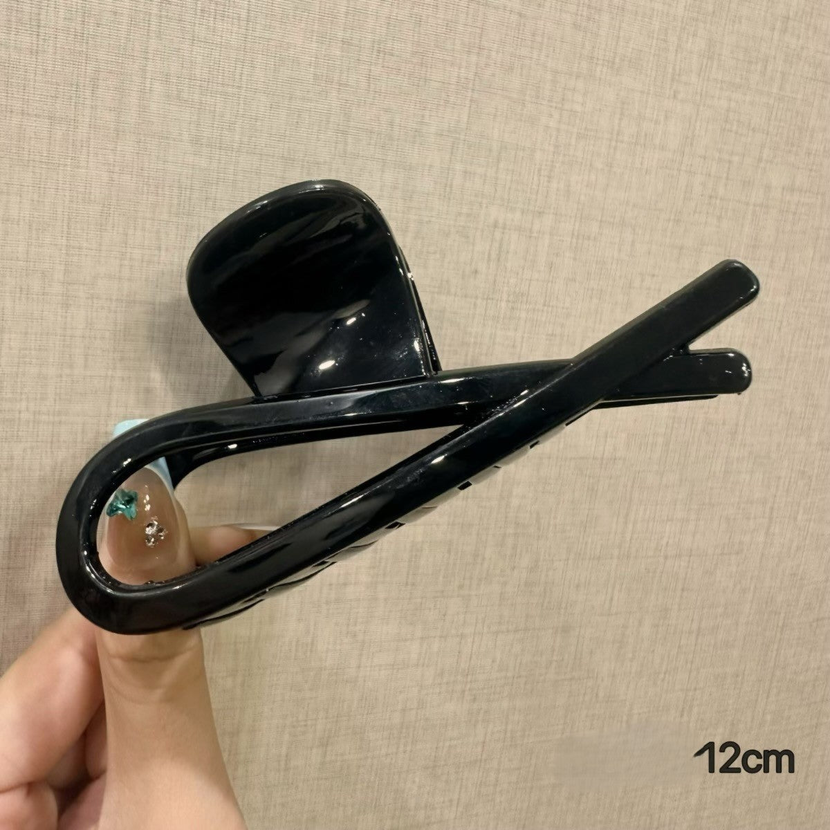 Black Minimalist Hair Clip JLTC0175