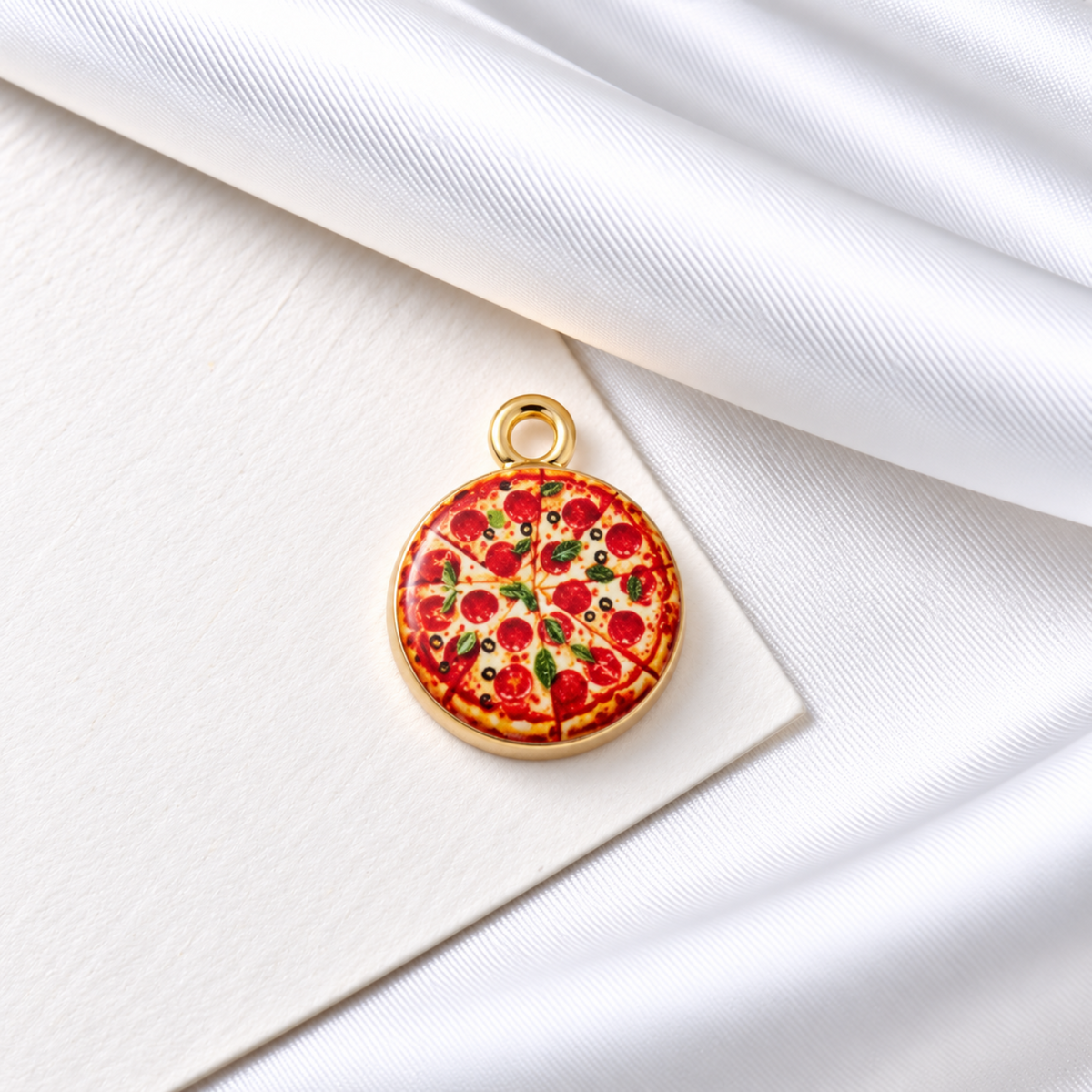 Pepperoni Pizza Enamel Charms JLTCH0095
