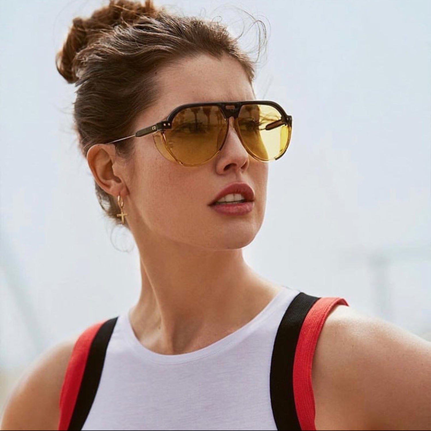 Vintage Black Yellow Aviator Sunglasses JLTG0243