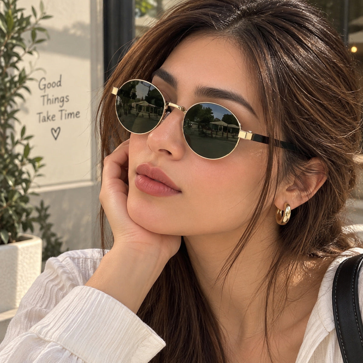 Gold Round Black Sunglasses JLTG0296