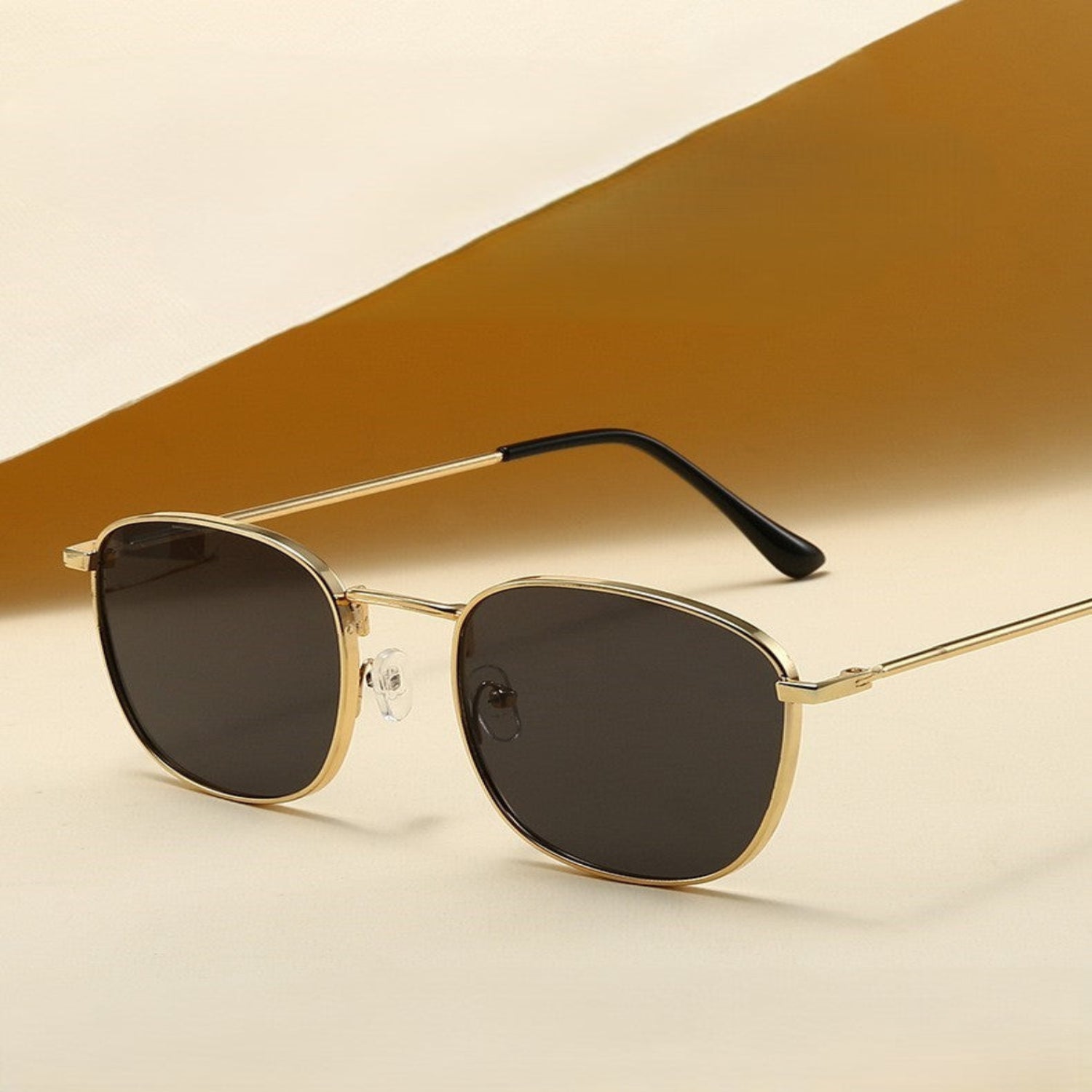 Gold Hexagon Frame Black Sunglasses JLTG0328