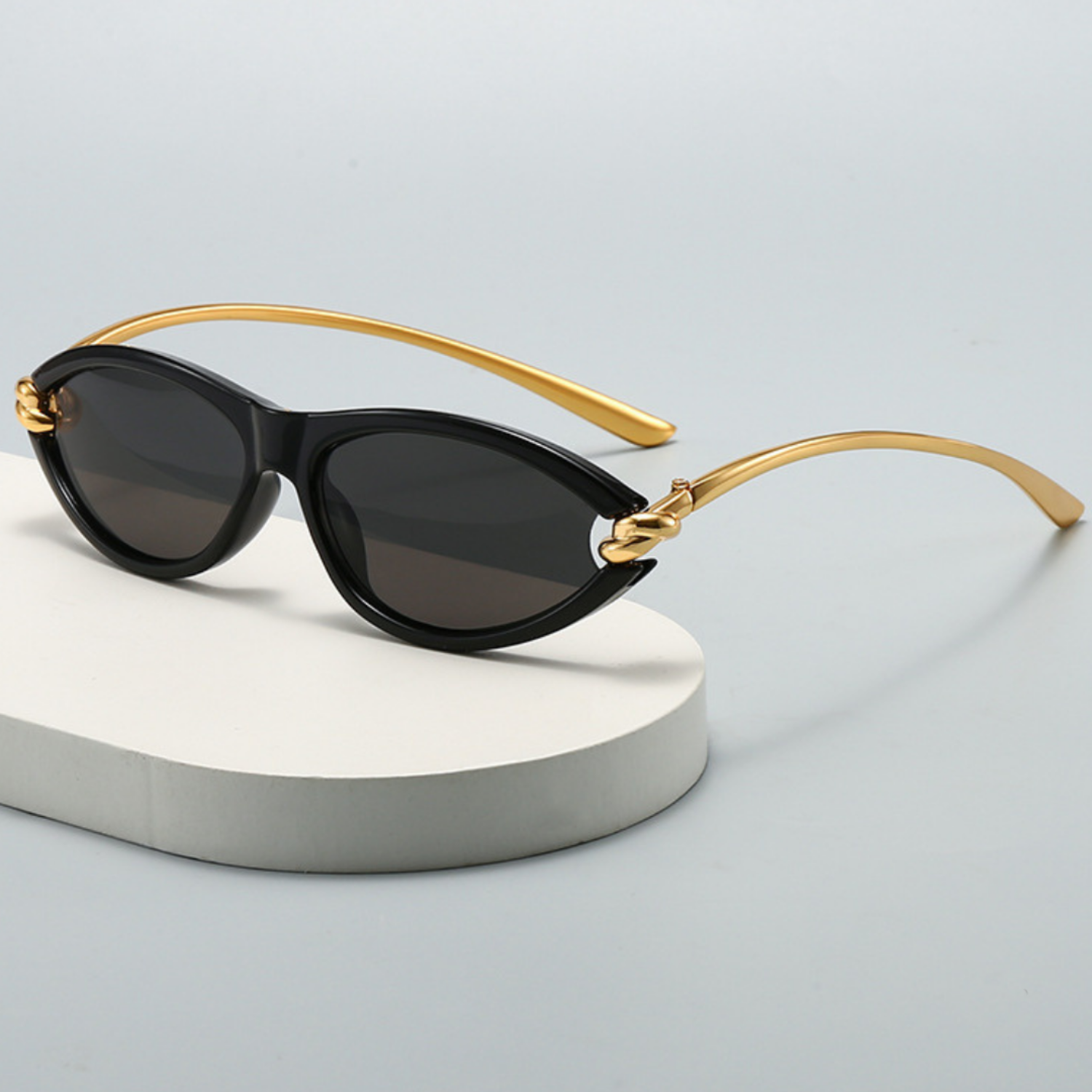 Black Shell Gold Cat-Eye Sunglasses JLTG0362