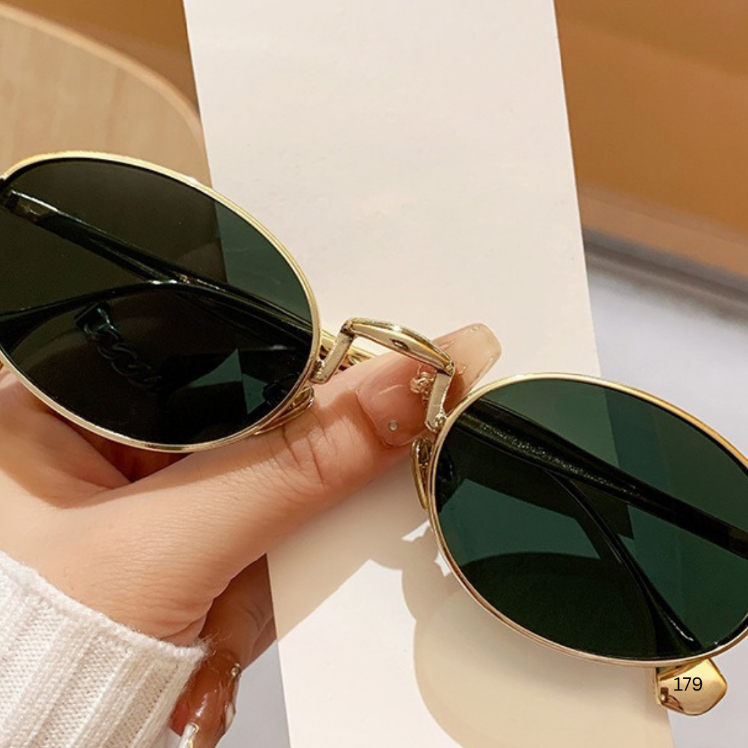 Minimalist Gold Round Brown Sunglasses JLTG0364