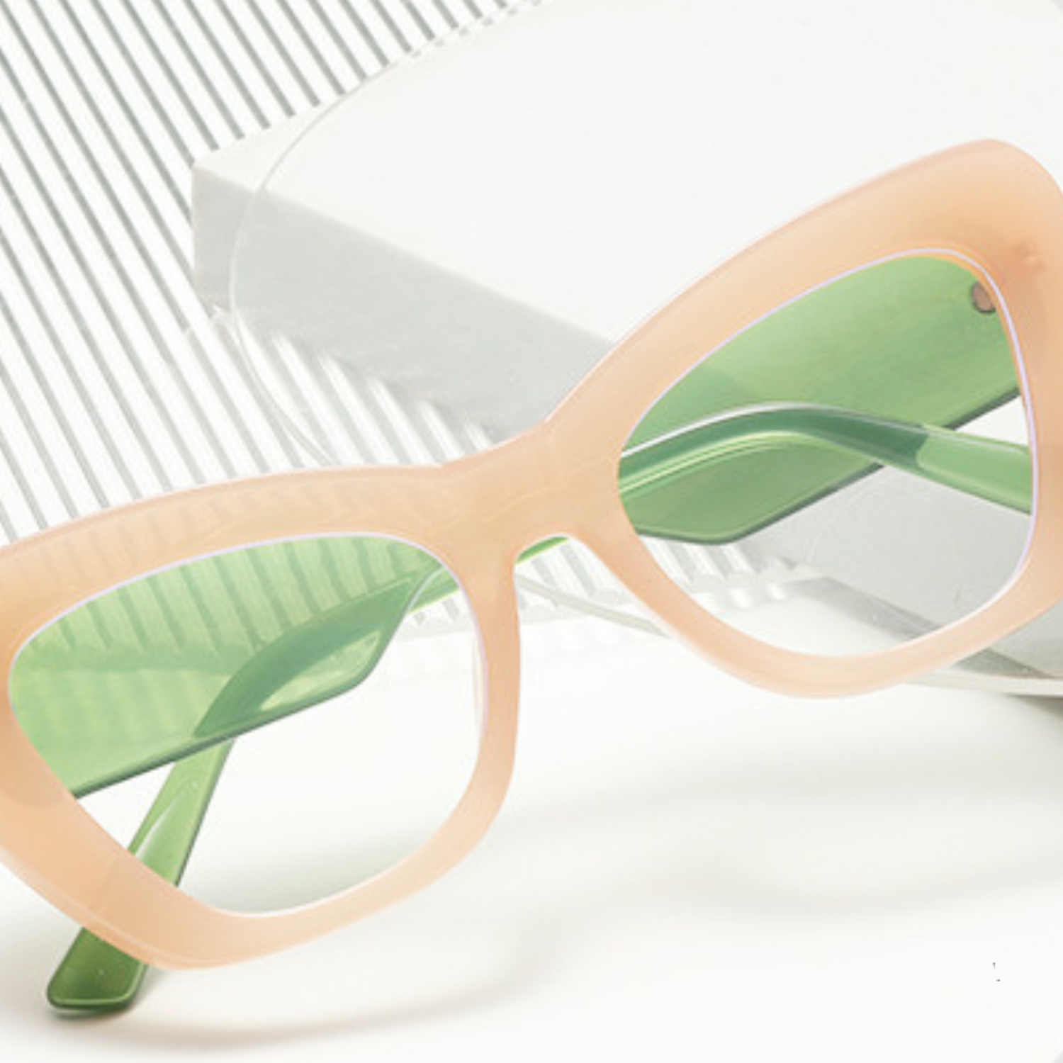 Peach and Green Cat-Eye Sunglasses JLTG0371