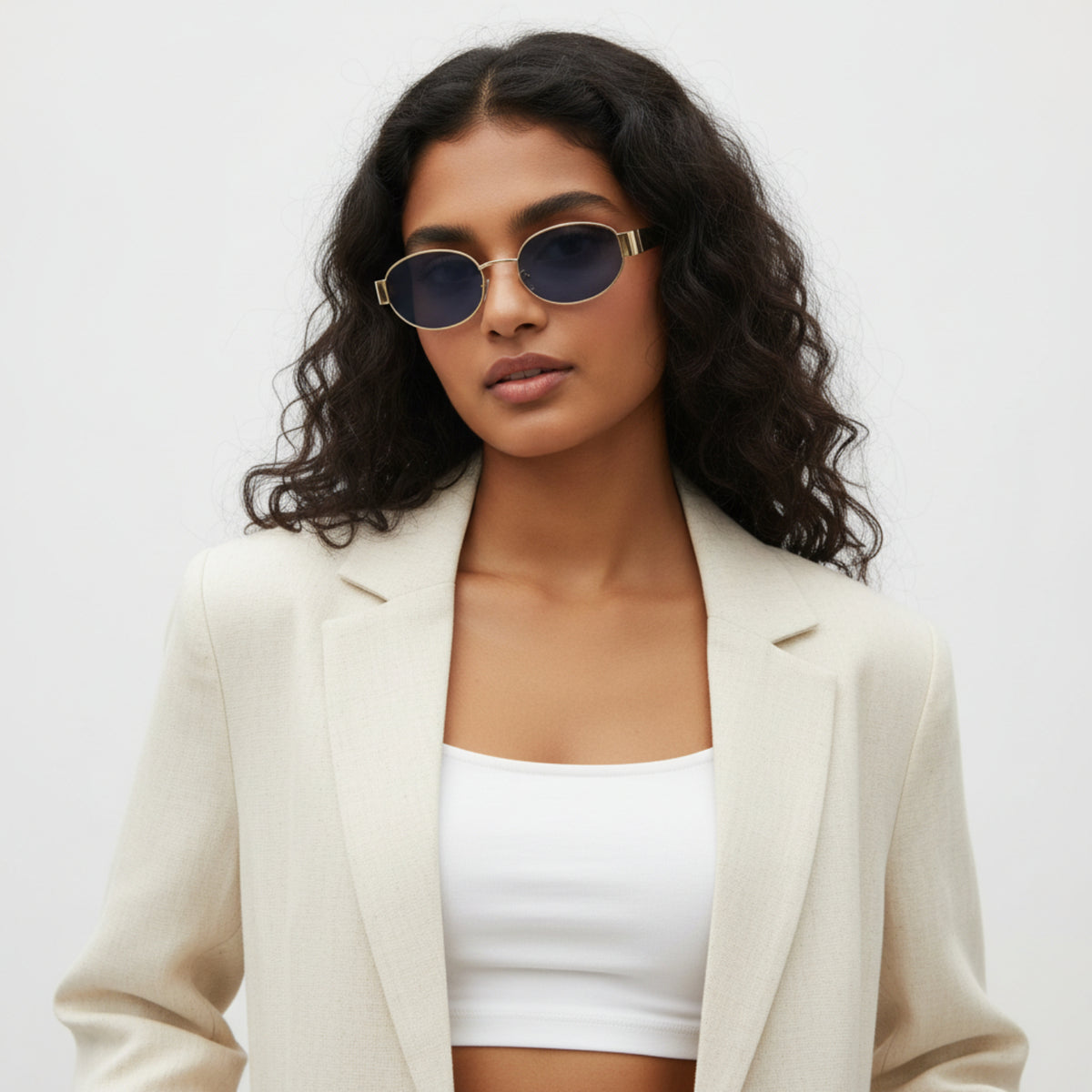 Round Gold Black Sunglasses JLTG0387