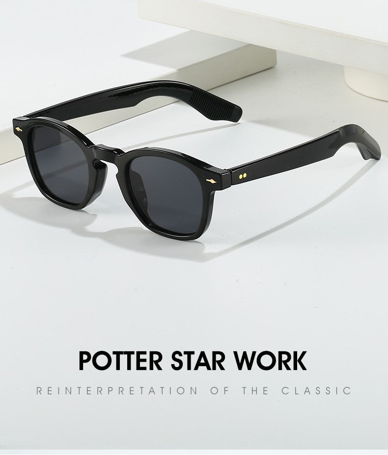 Modern Black Frame Sunglasses JLTG0392