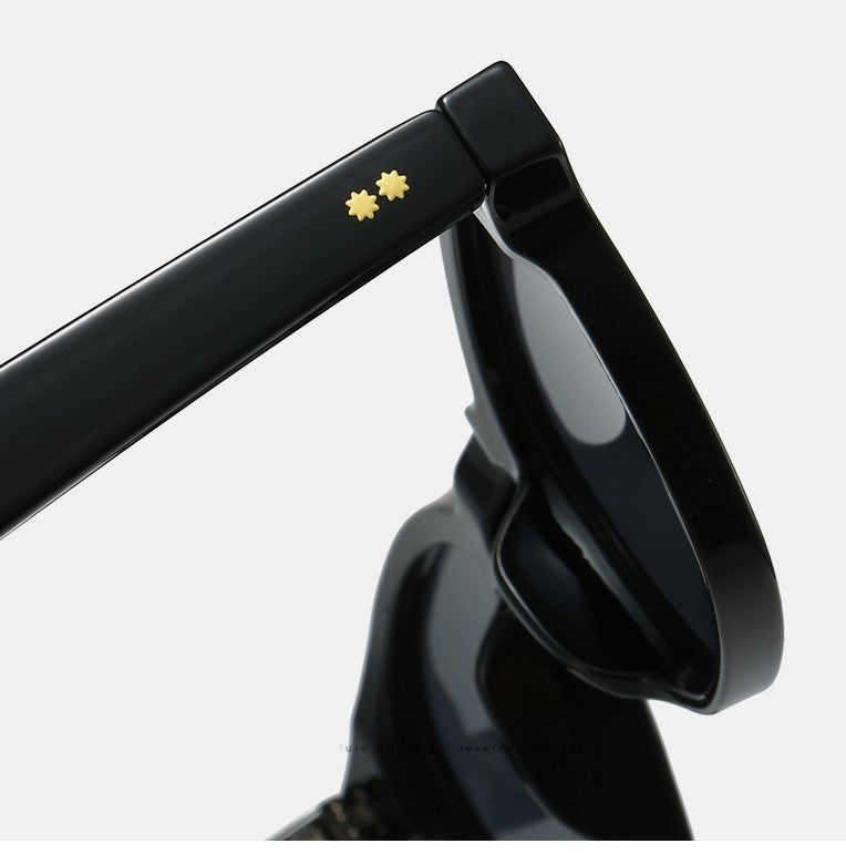 Modern Black Frame Sunglasses JLTG0392