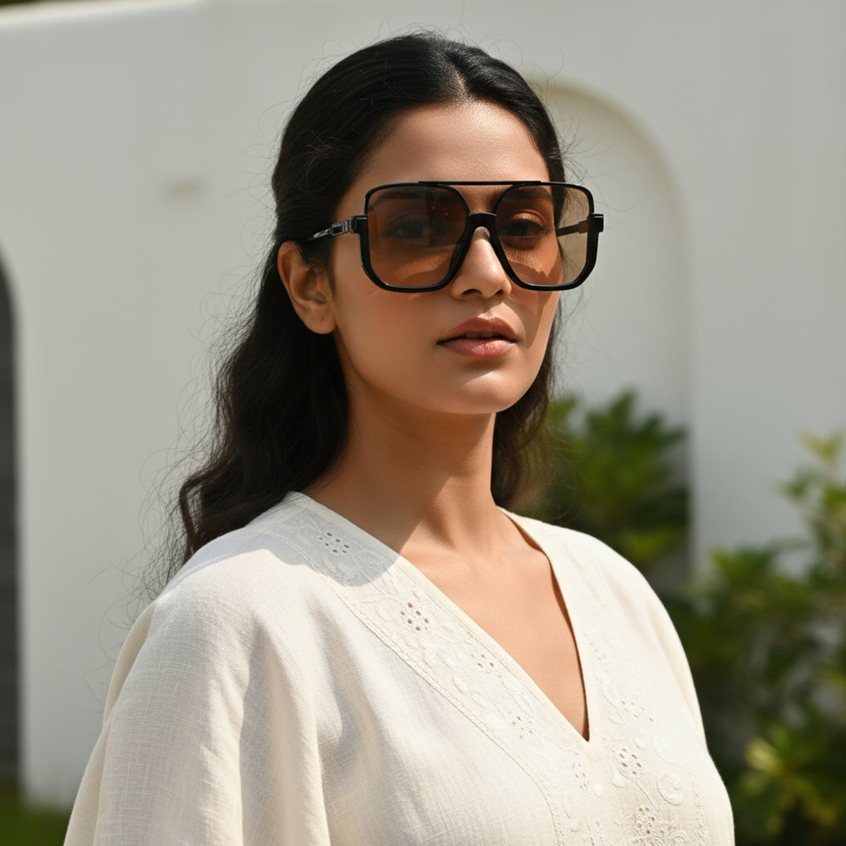 Black Oversized Square Sunglasses JLTG0397