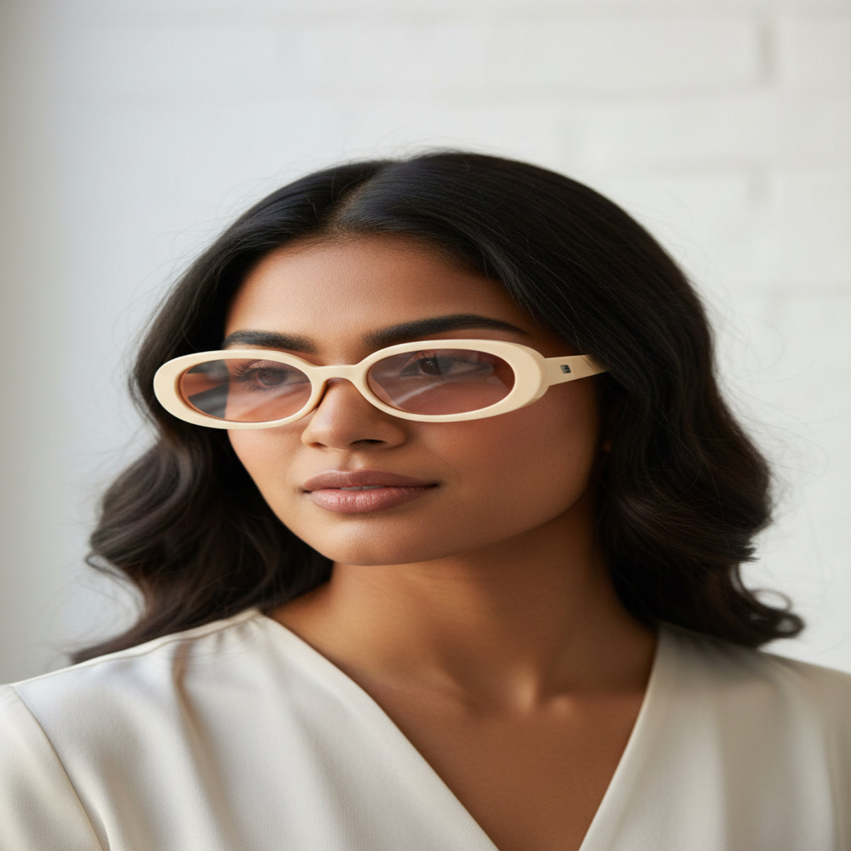 Chic Beige Oval Sunglasses JLTG0434