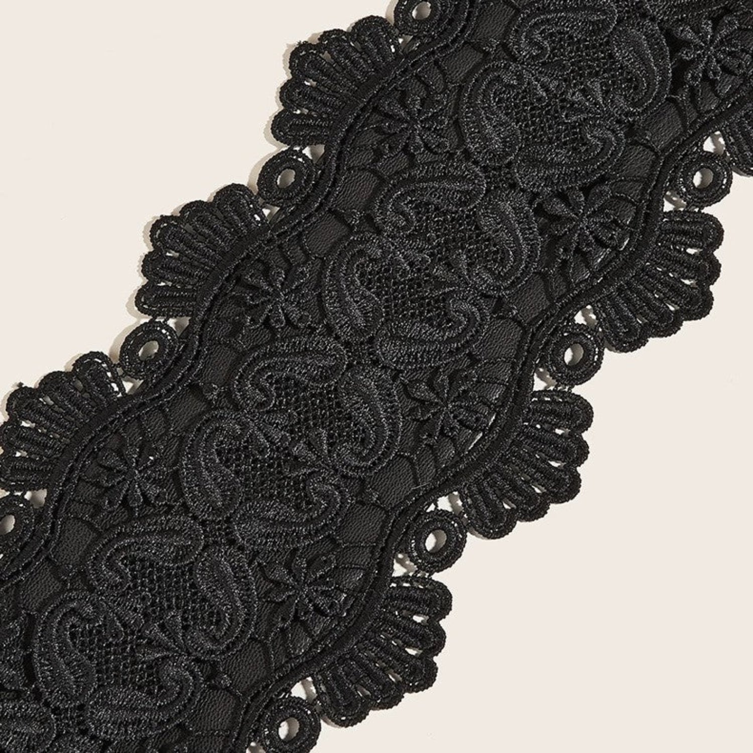 Vintage Scalloped Floral Lace Belt JLTHB0351