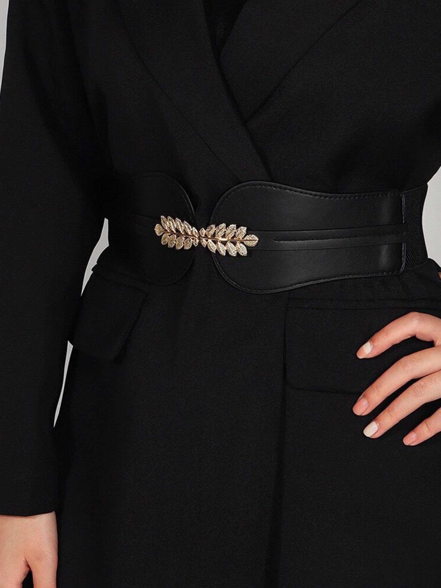Gold Leaf Wide Elastic Black Belt JLTHB0388