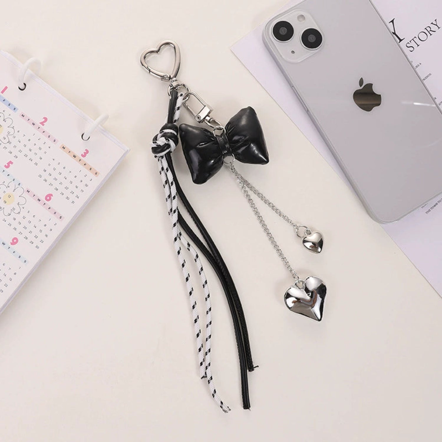 Black Heart Bow Tassel Keychain JLTKC0002