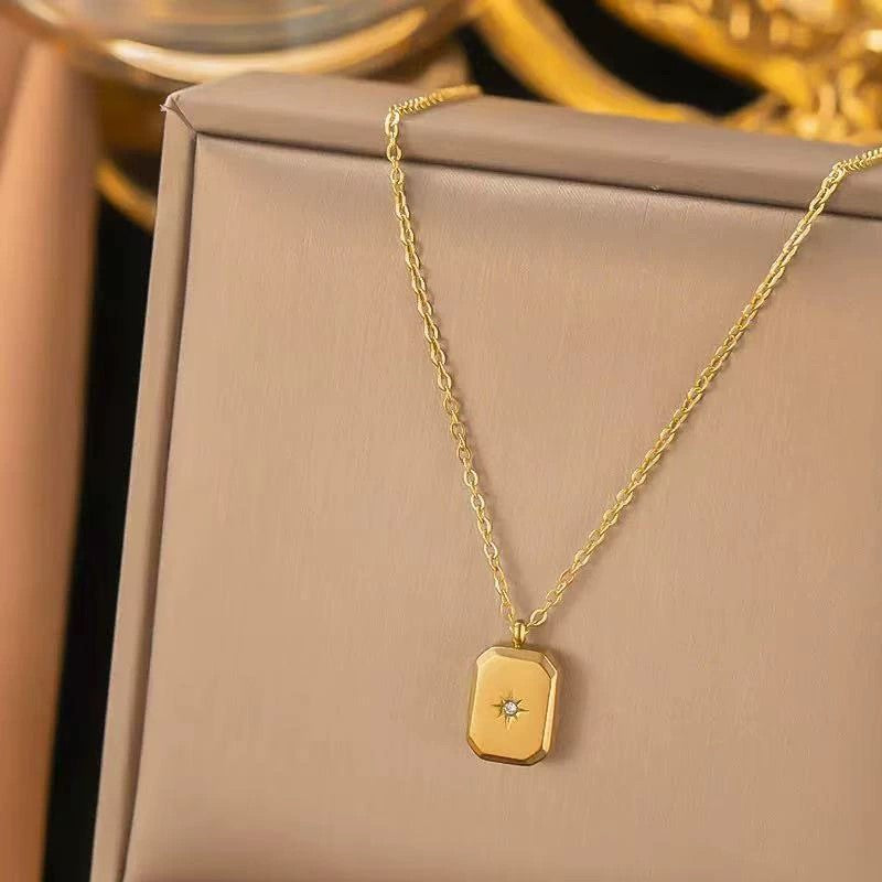 Gold Star Engraved Pendant Necklace | Minimalist Charm for Everyday Elegance-jltn0640