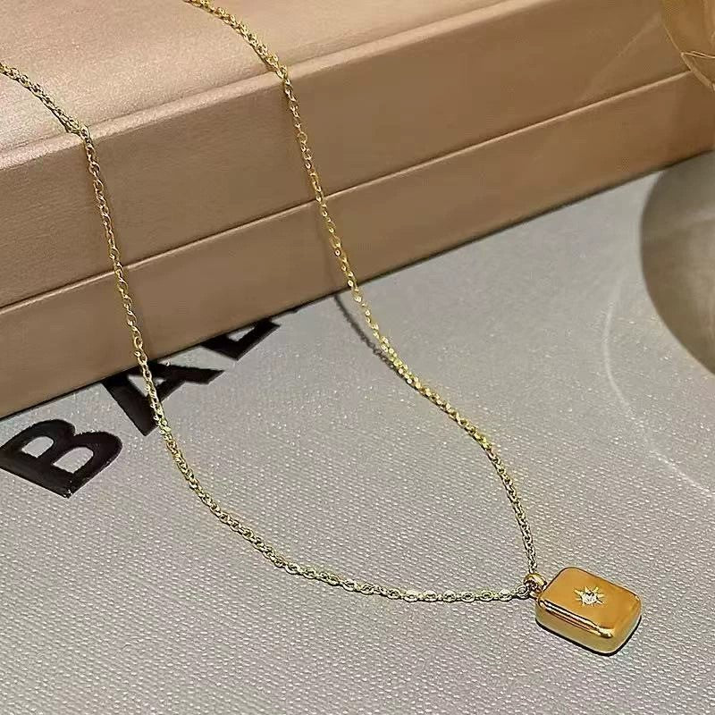 Gold Star Engraved Pendant Necklace | Minimalist Charm for Everyday Elegance-jltn0640