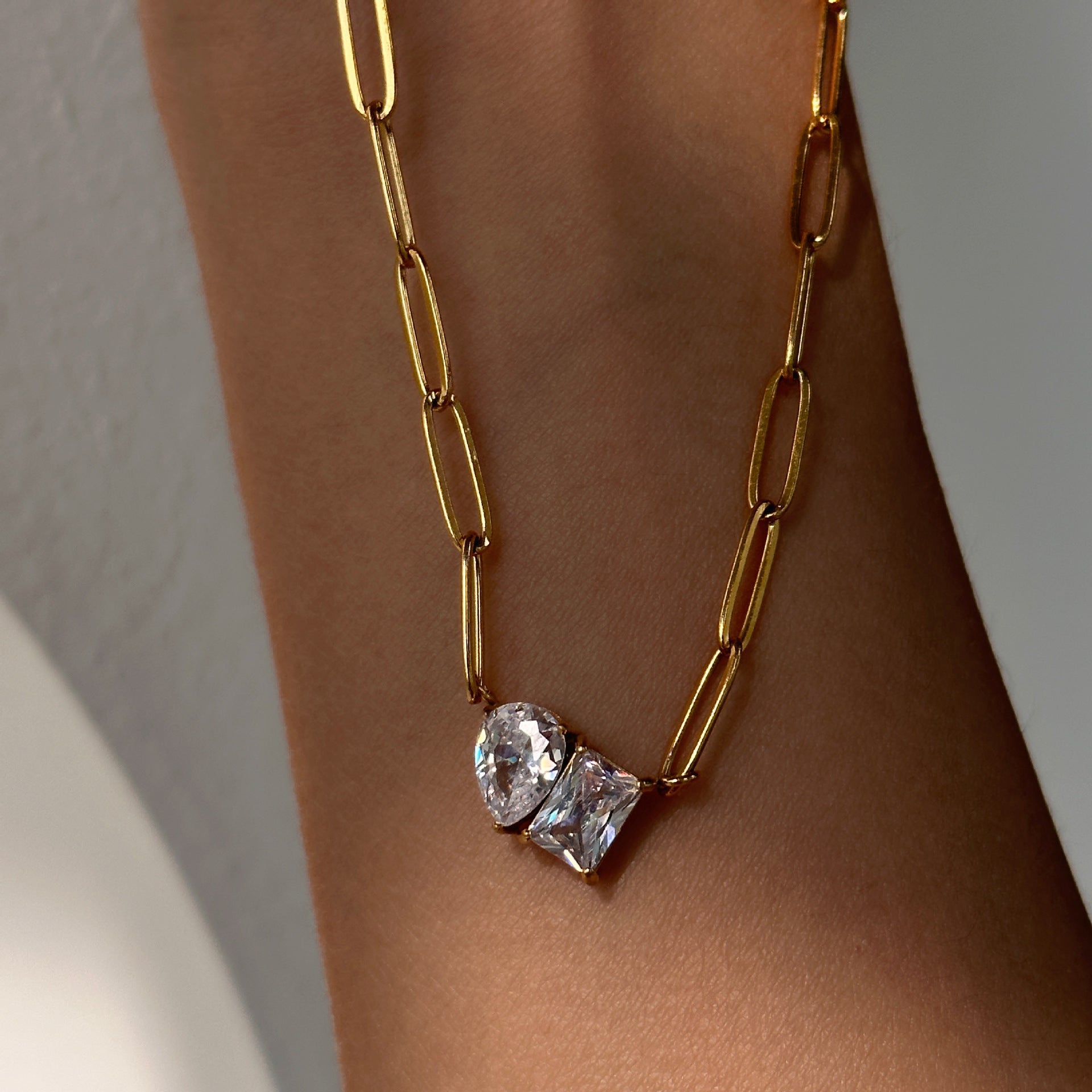 Chic Triangle & Rectangle Zirconia Pendant Pin Link Chain Gold Necklace JLTN1231