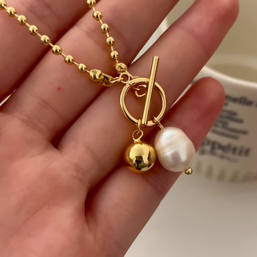 Pearl Toggle Pendant Gold Necklace JLTN1241