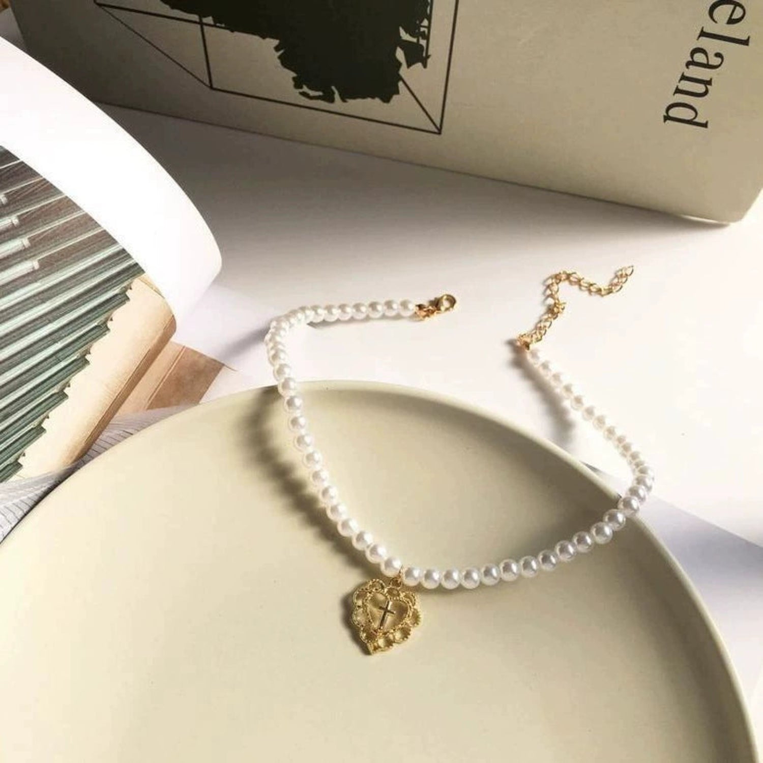 Pearl Choker Heart Cross Pendant JLTN1742