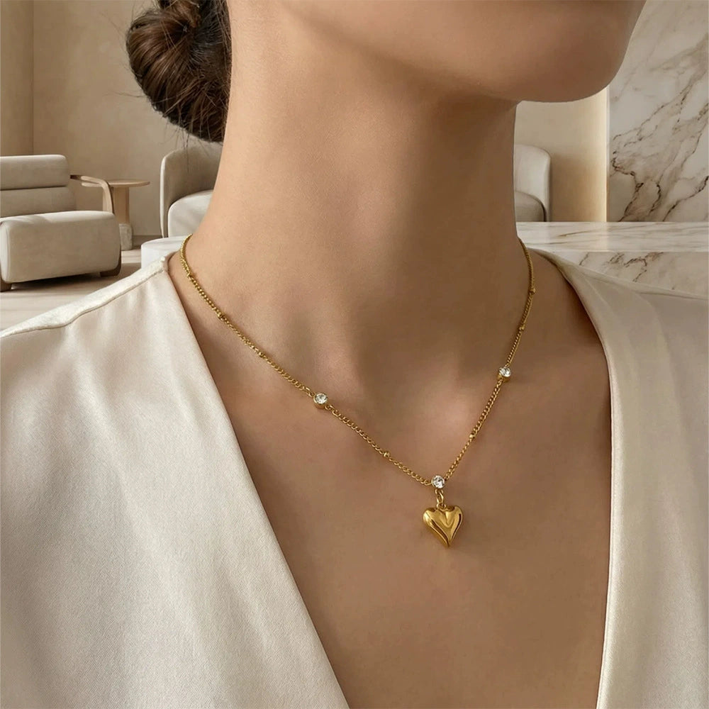 Gold Heart and Crystal Necklace JLTN1769