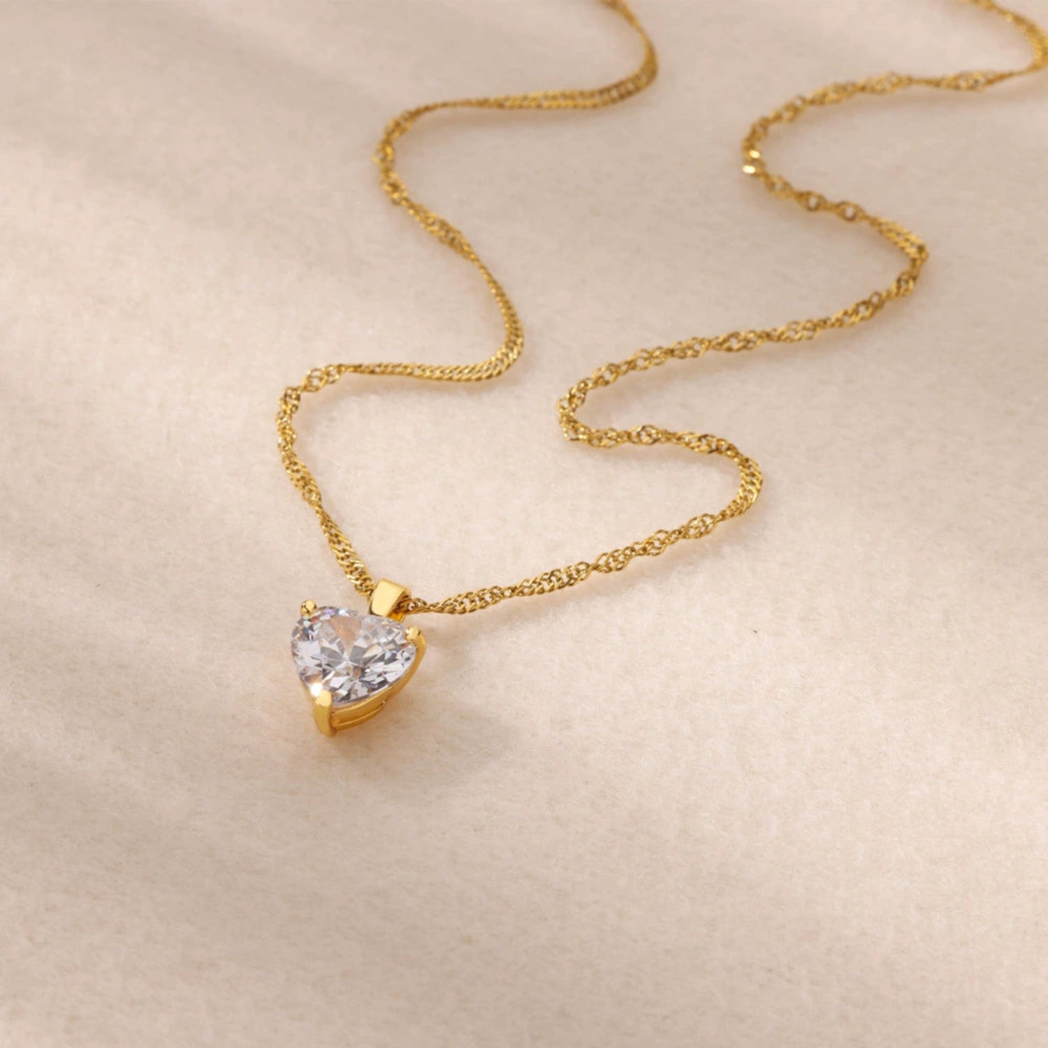 Heart Crystal Gold Necklace JLTN1797