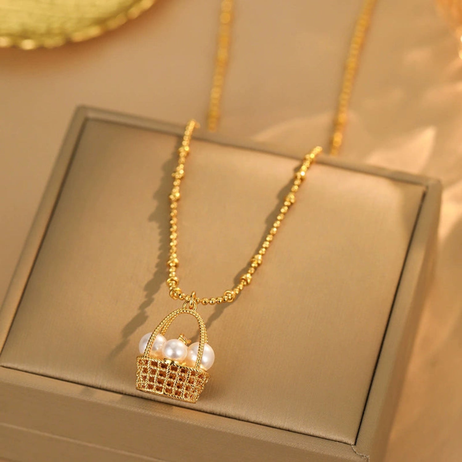 Gold Pearl Basket Necklace JLTN1815