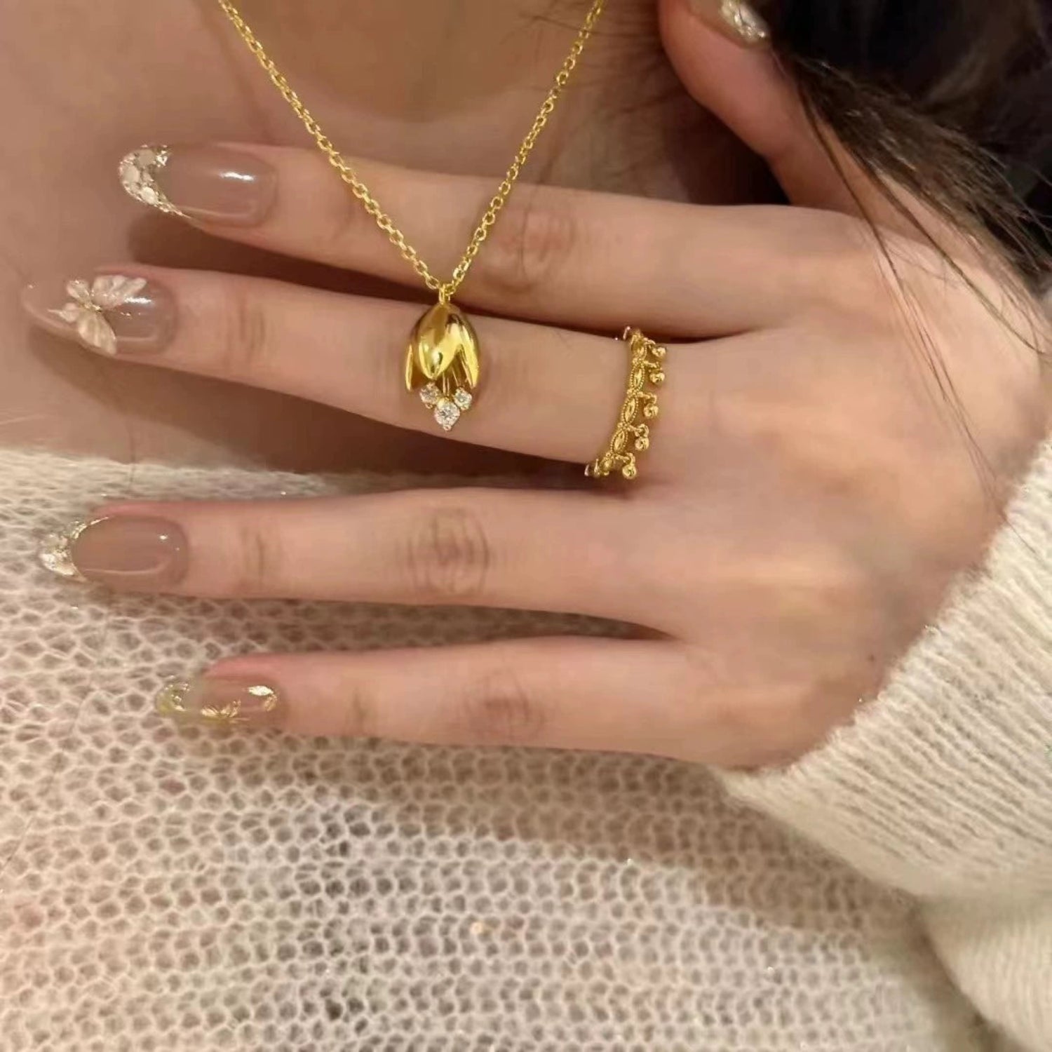 Gold Crystal Tulip Bud Necklace JLTN1834